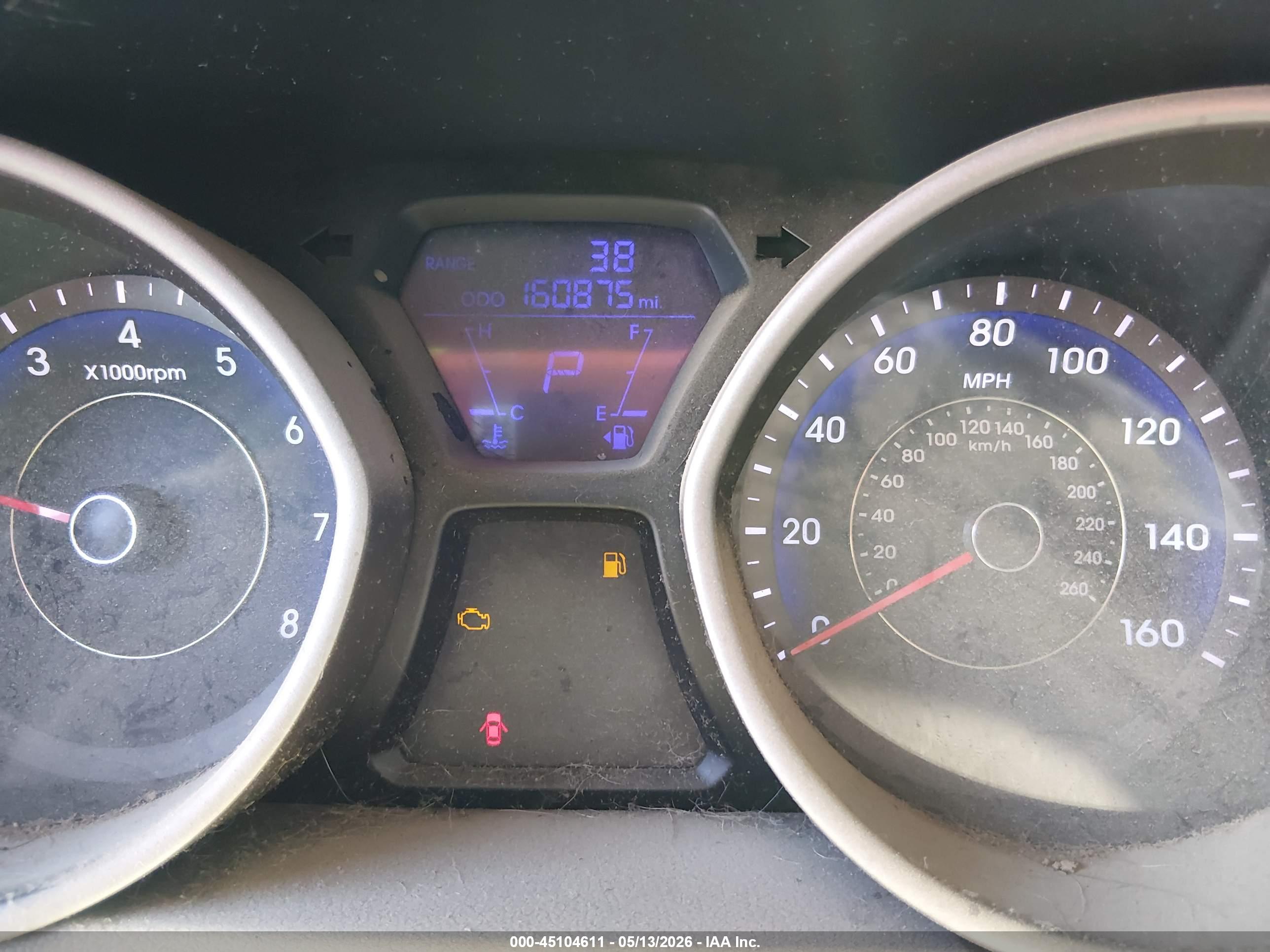 HYUNDAI ELANTRA image 7