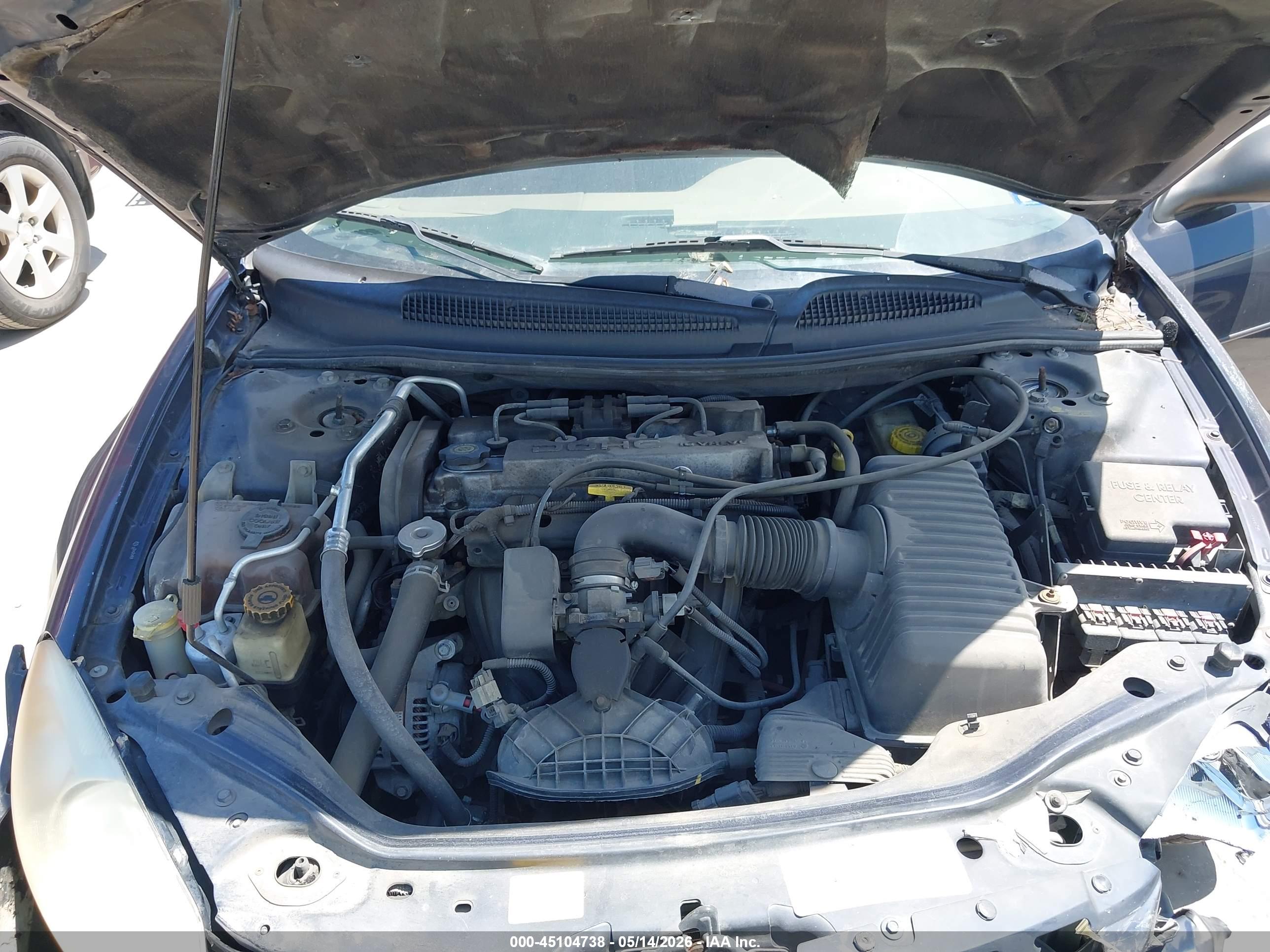 DODGE STRATUS image 10