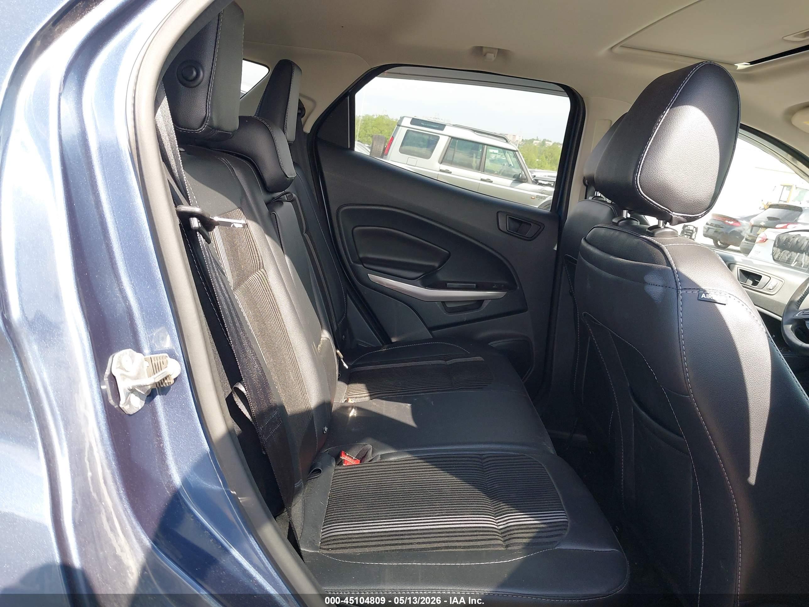 FORD ECOSPORT image 8