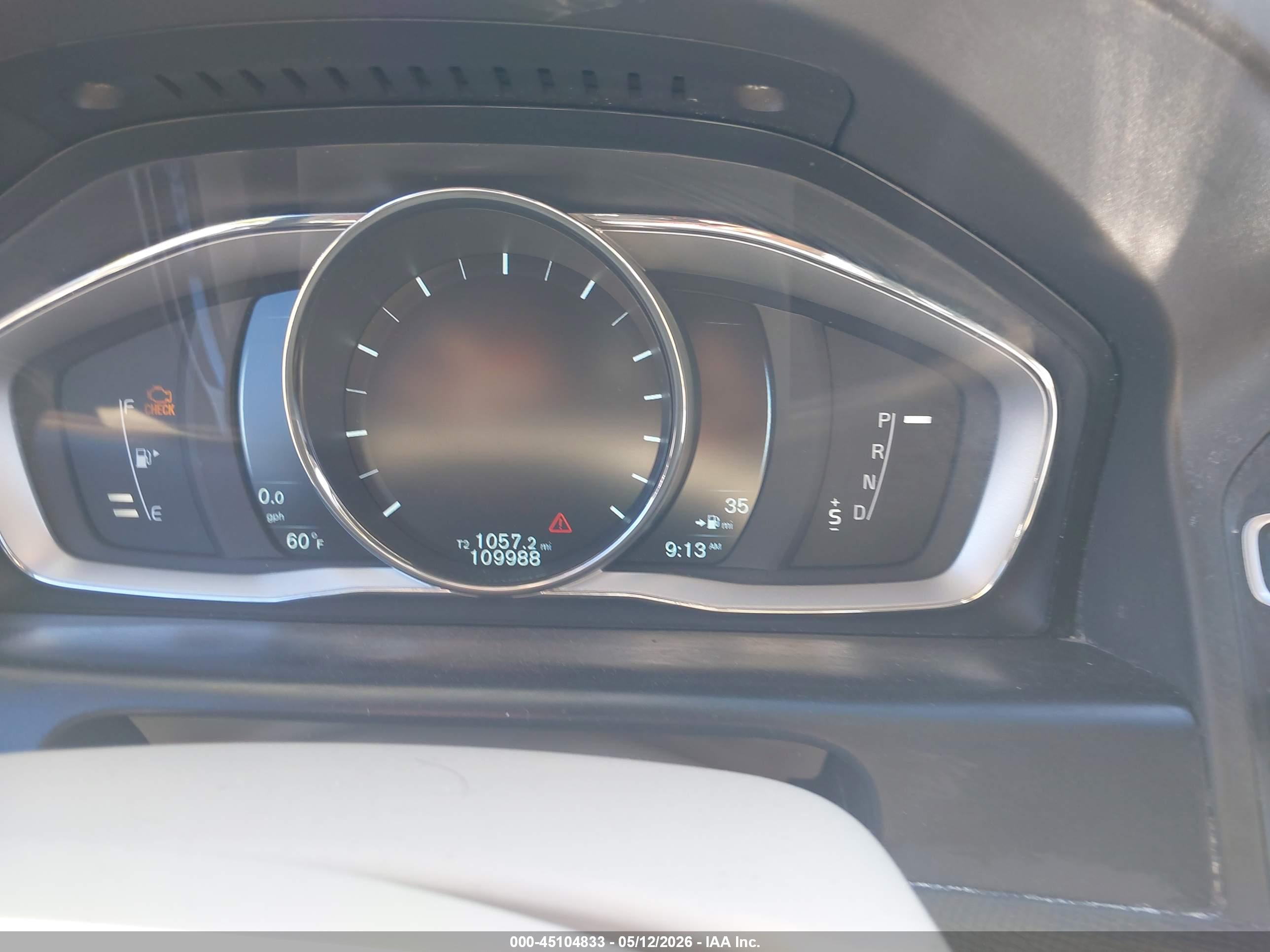 VOLVO XC60 image 7