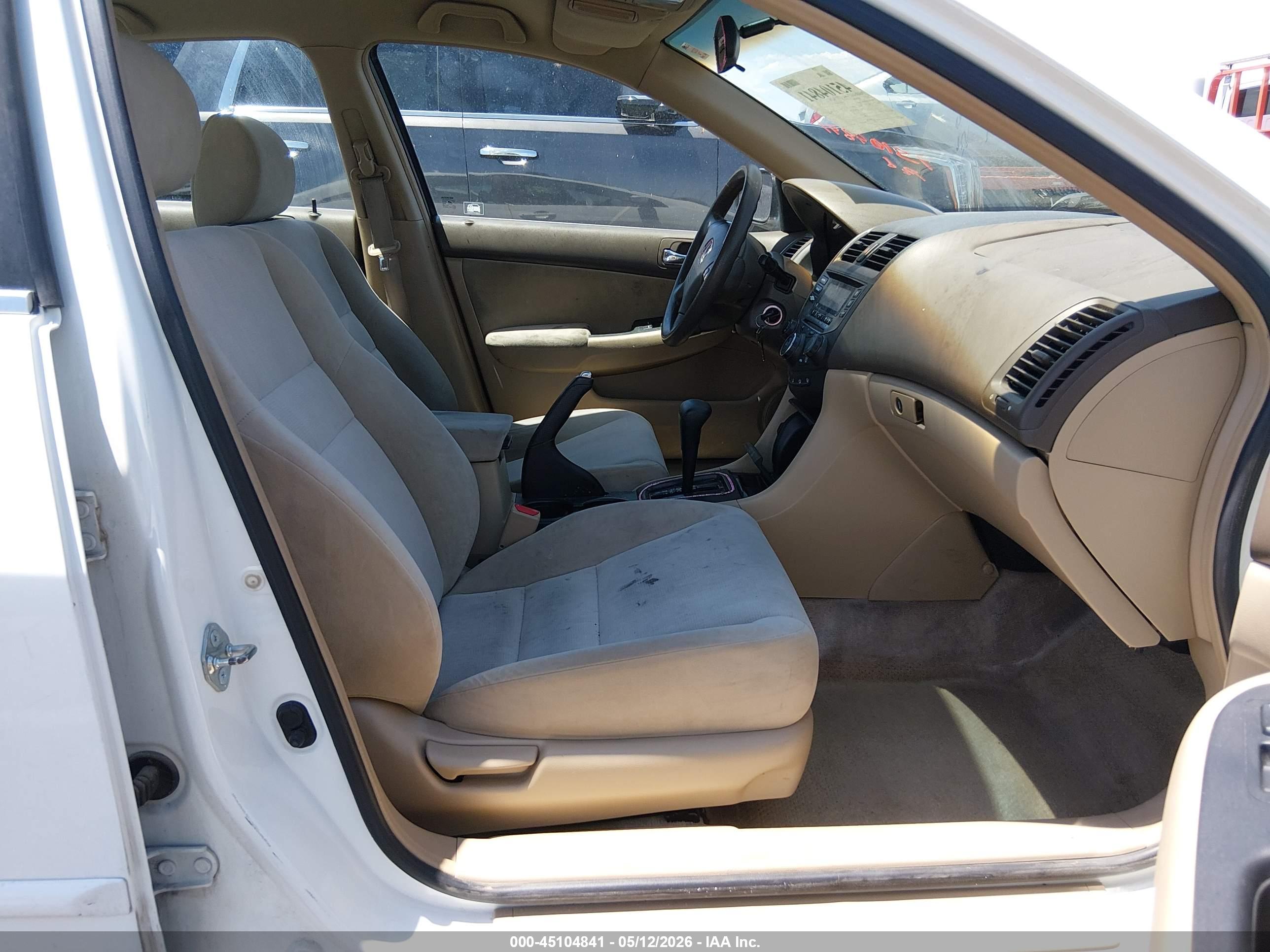 HONDA ACCORD image 5