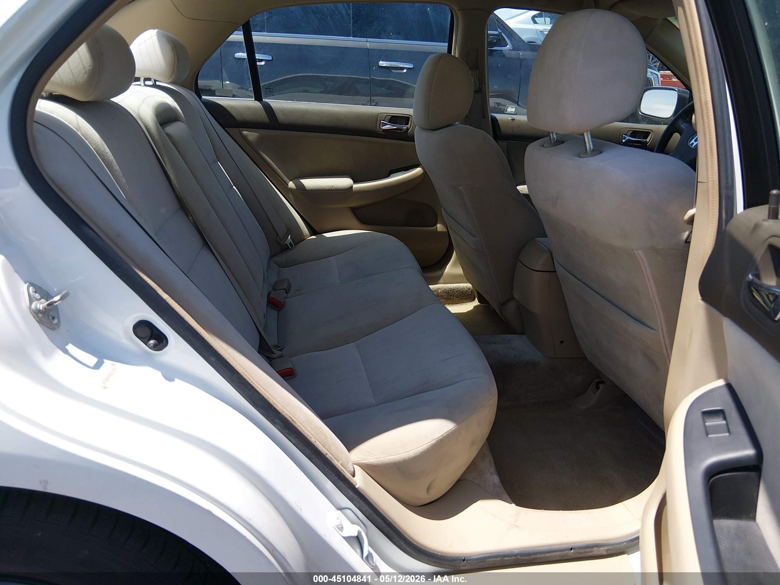 HONDA ACCORD image 8