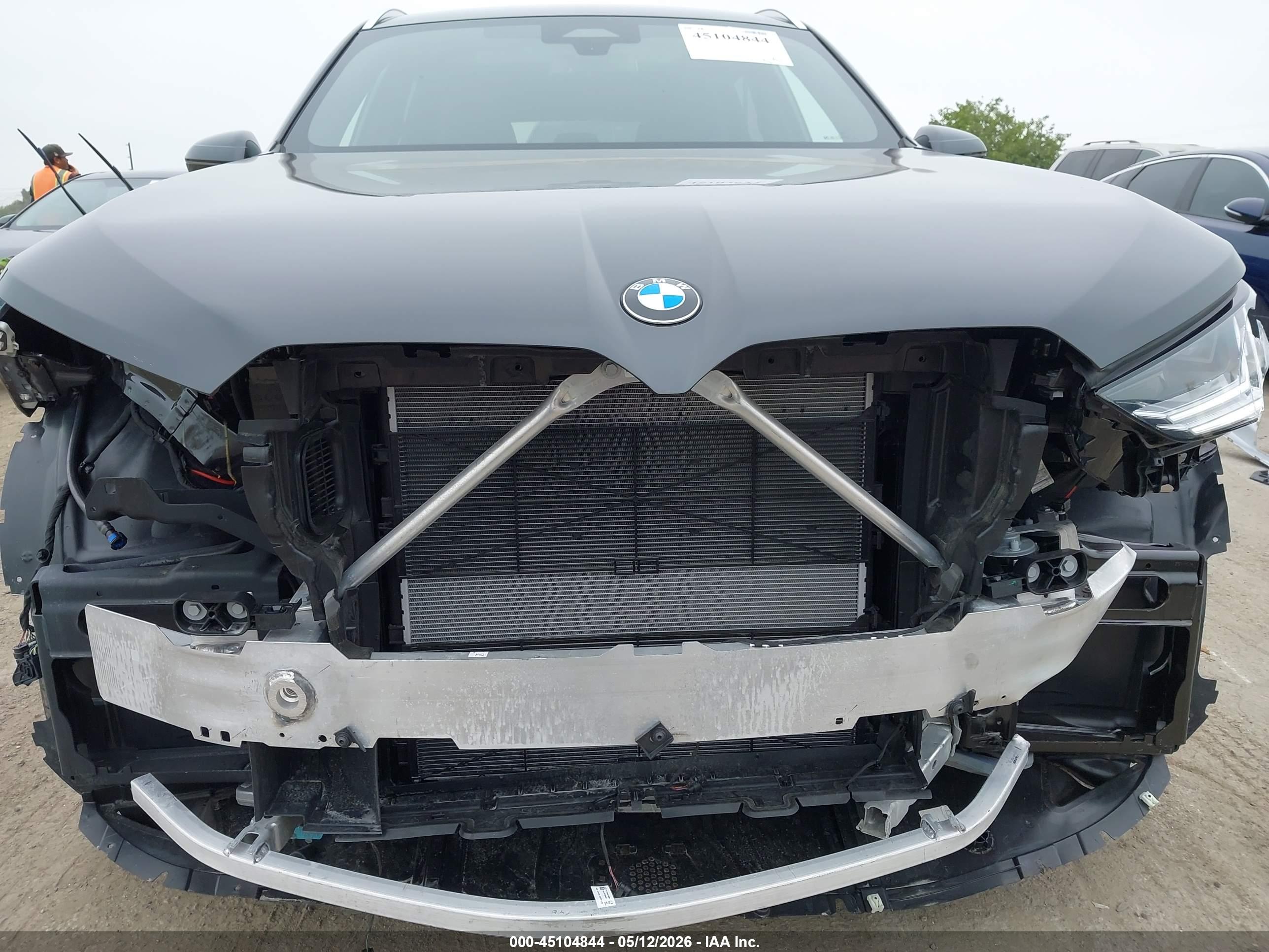 BMW X3 image 6