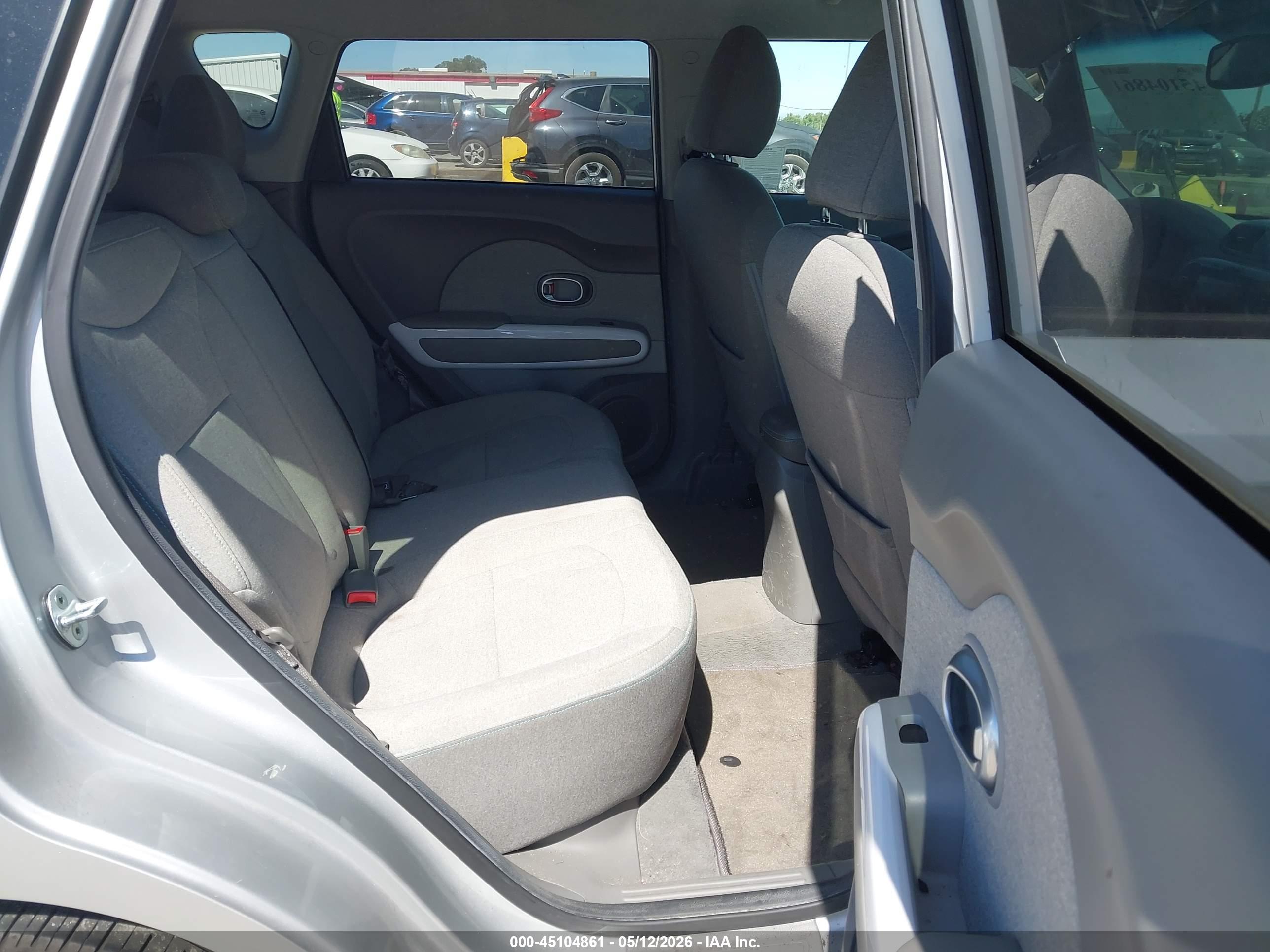 KIA SOUL image 8