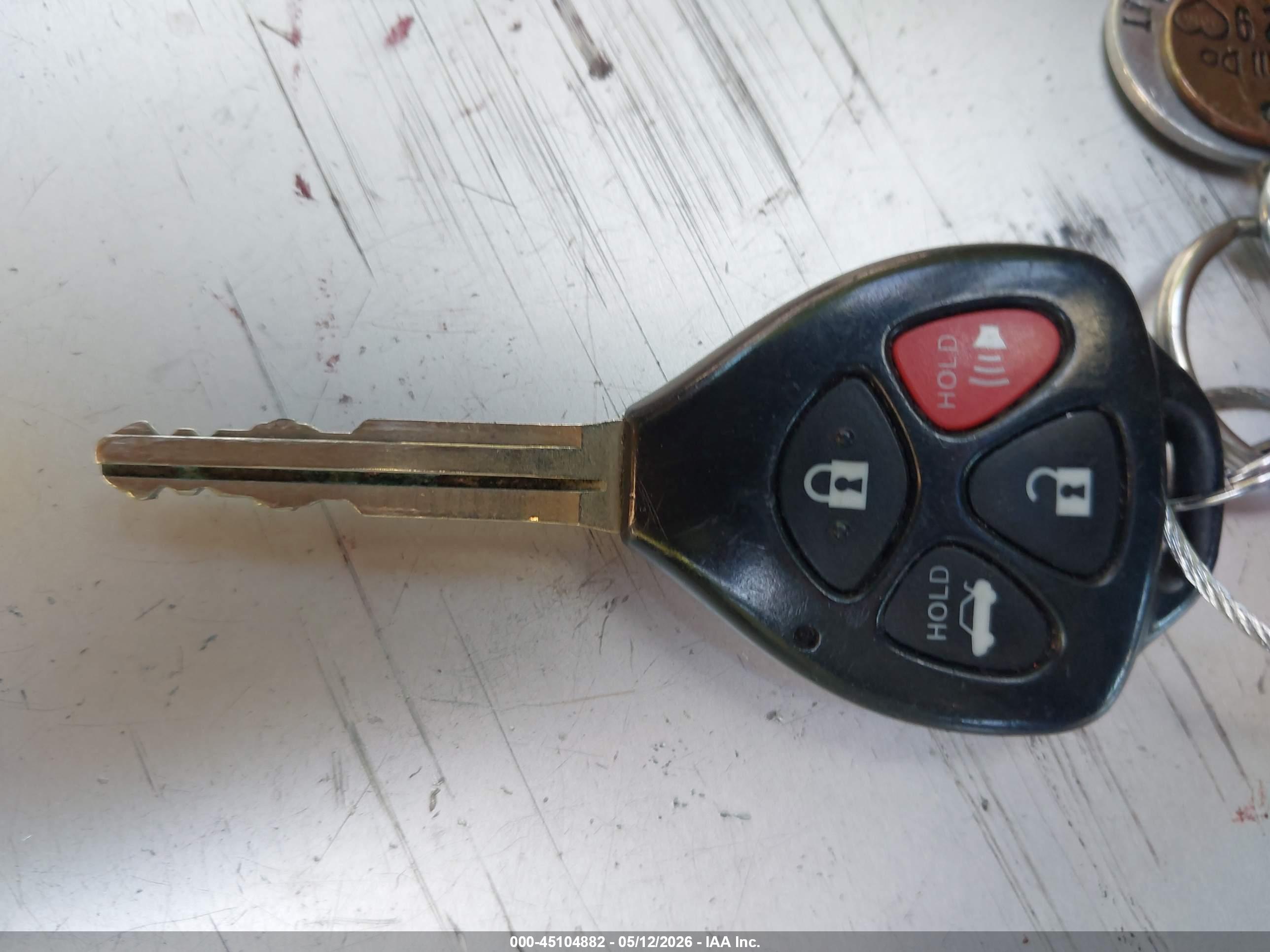 TOYOTA CAMRY image 11