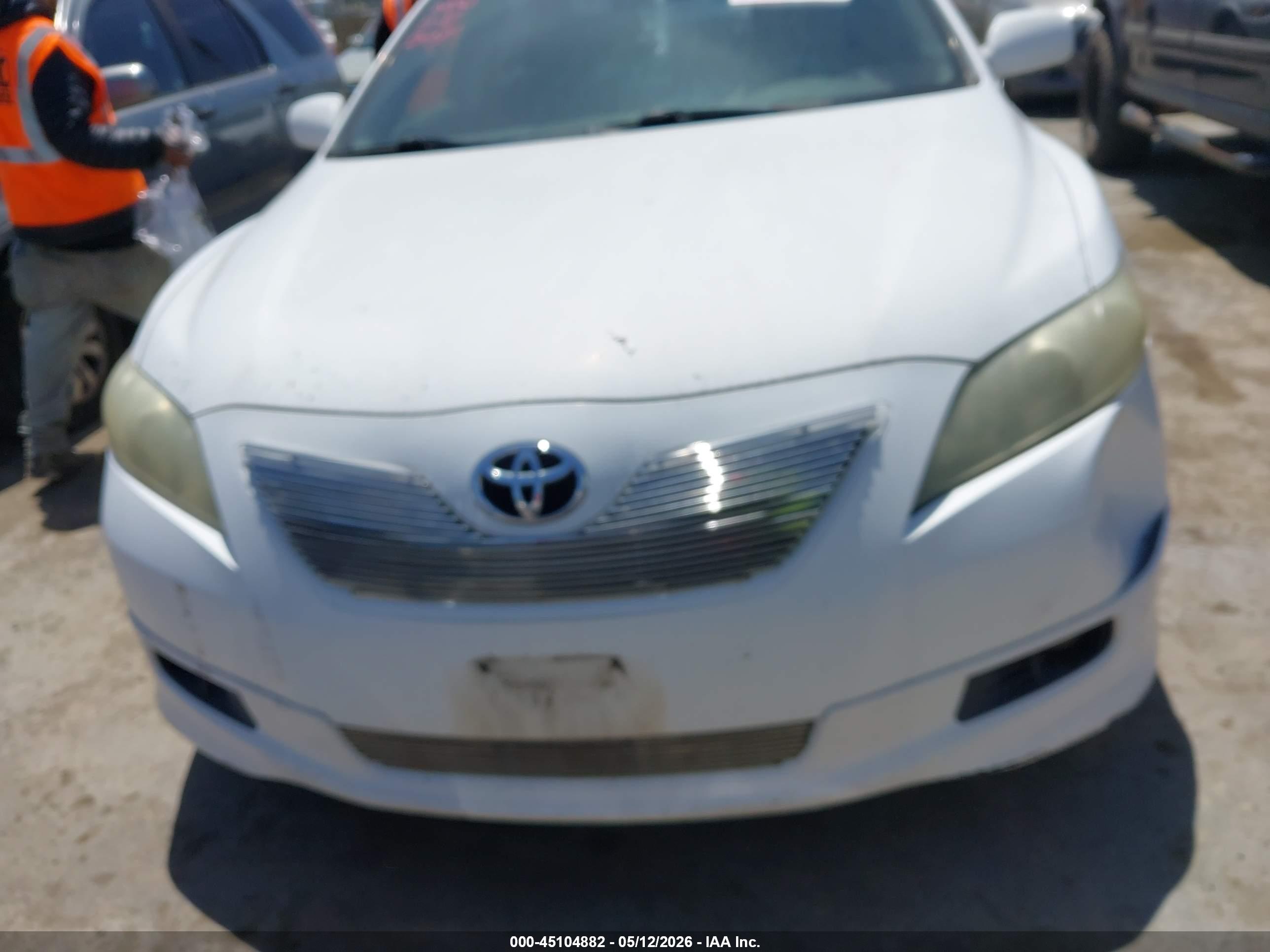 TOYOTA CAMRY image 6