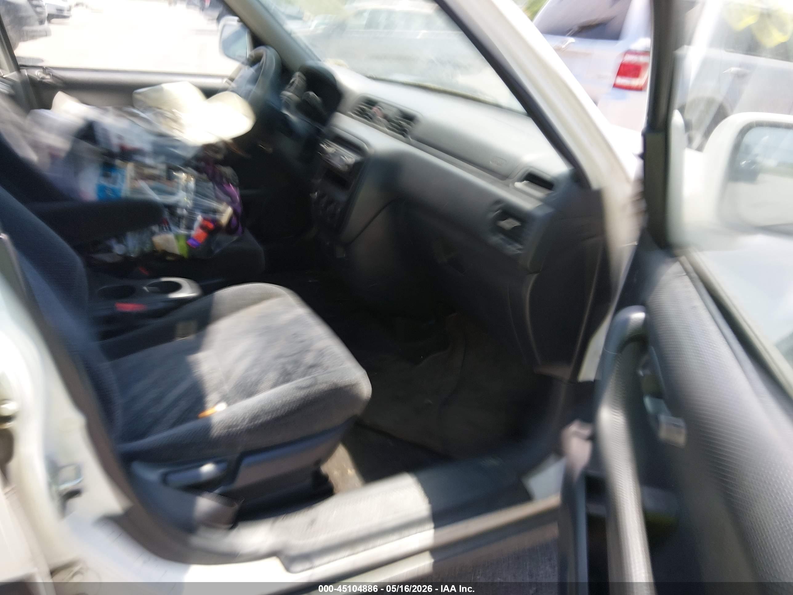 HONDA CR-V image 5