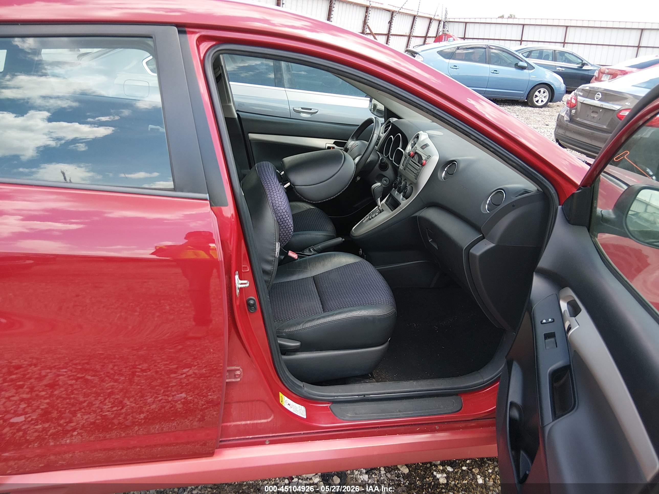 PONTIAC VIBE image 5