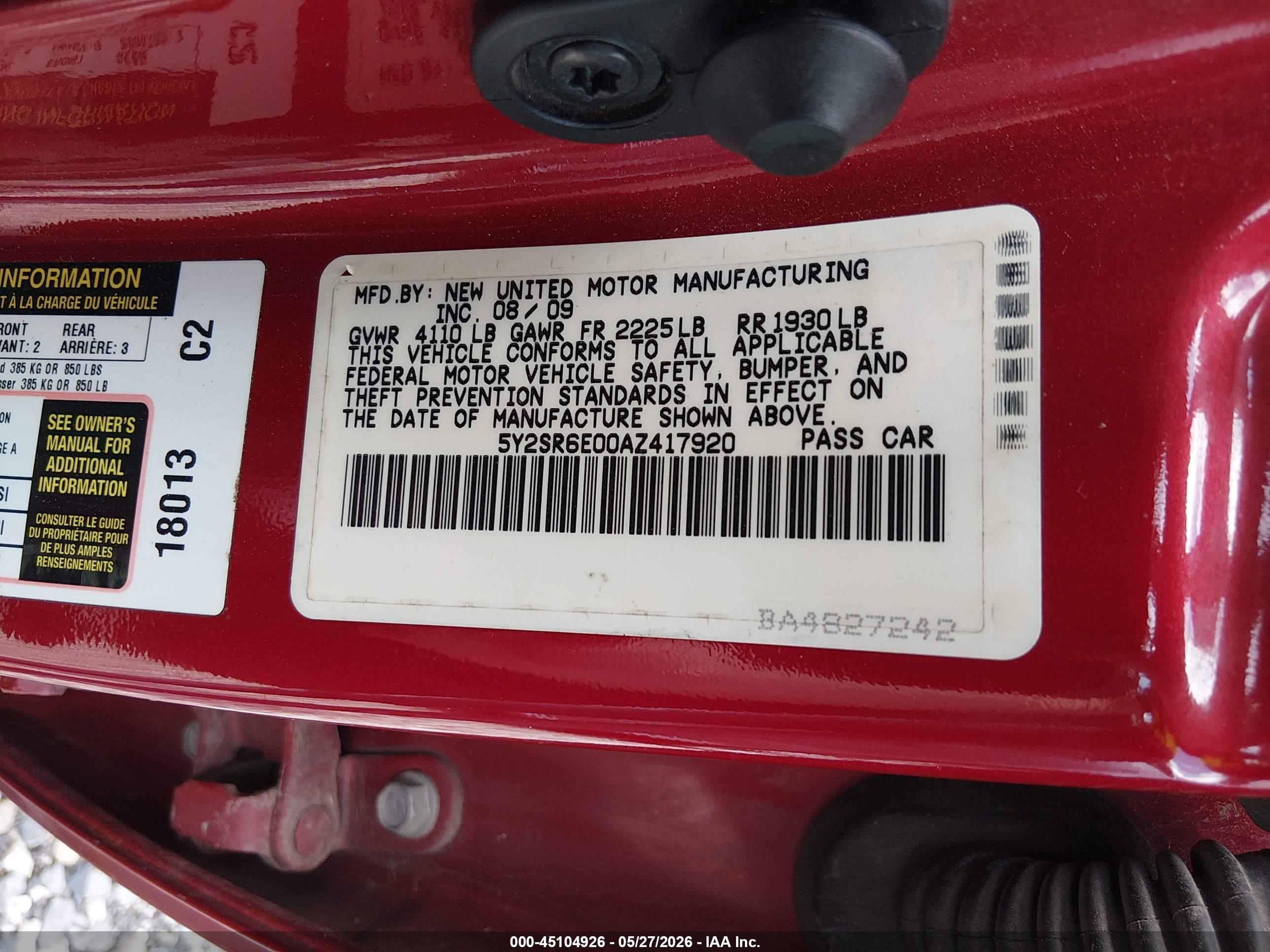PONTIAC VIBE image 9