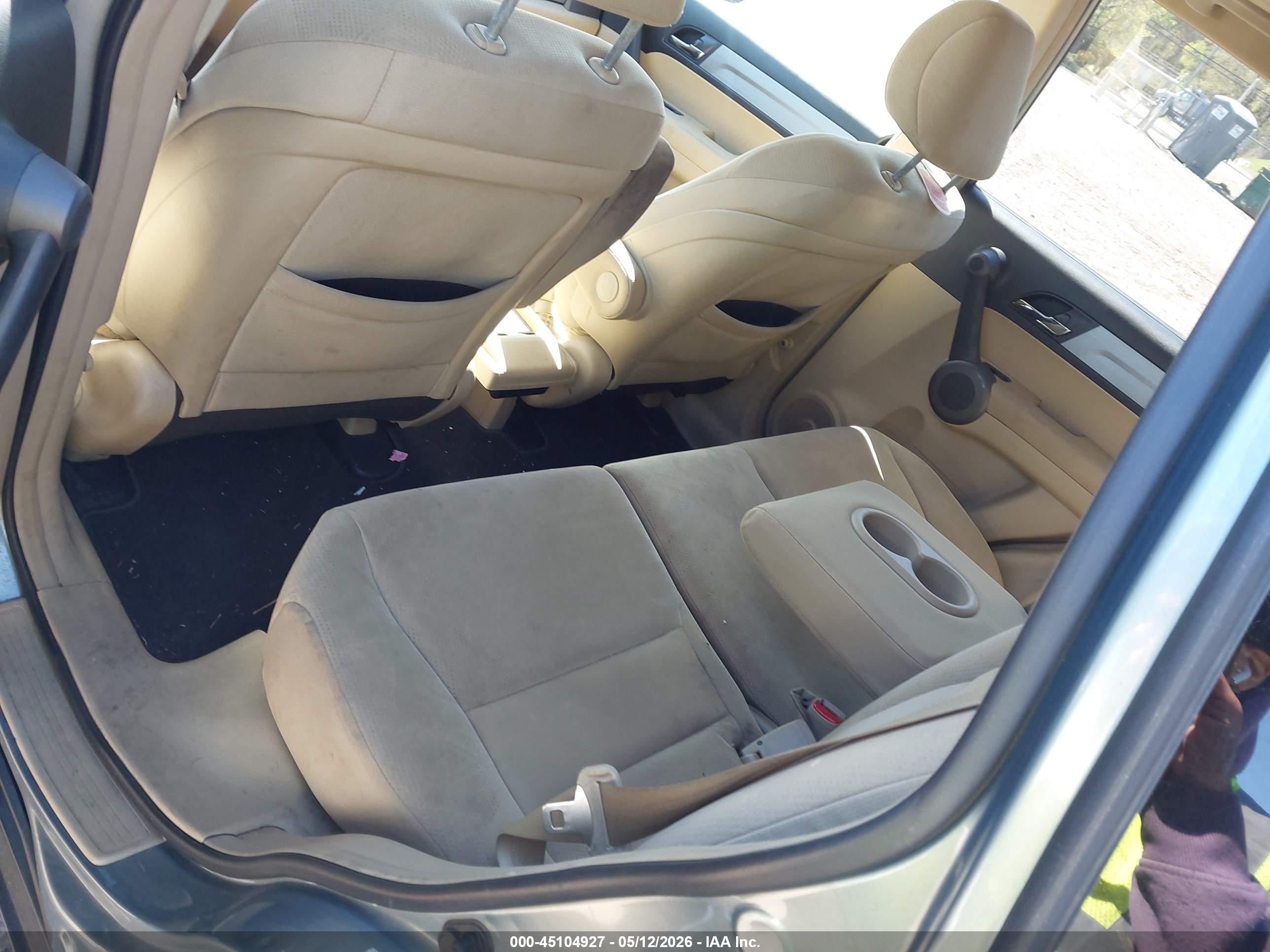 HONDA CR-V image 8
