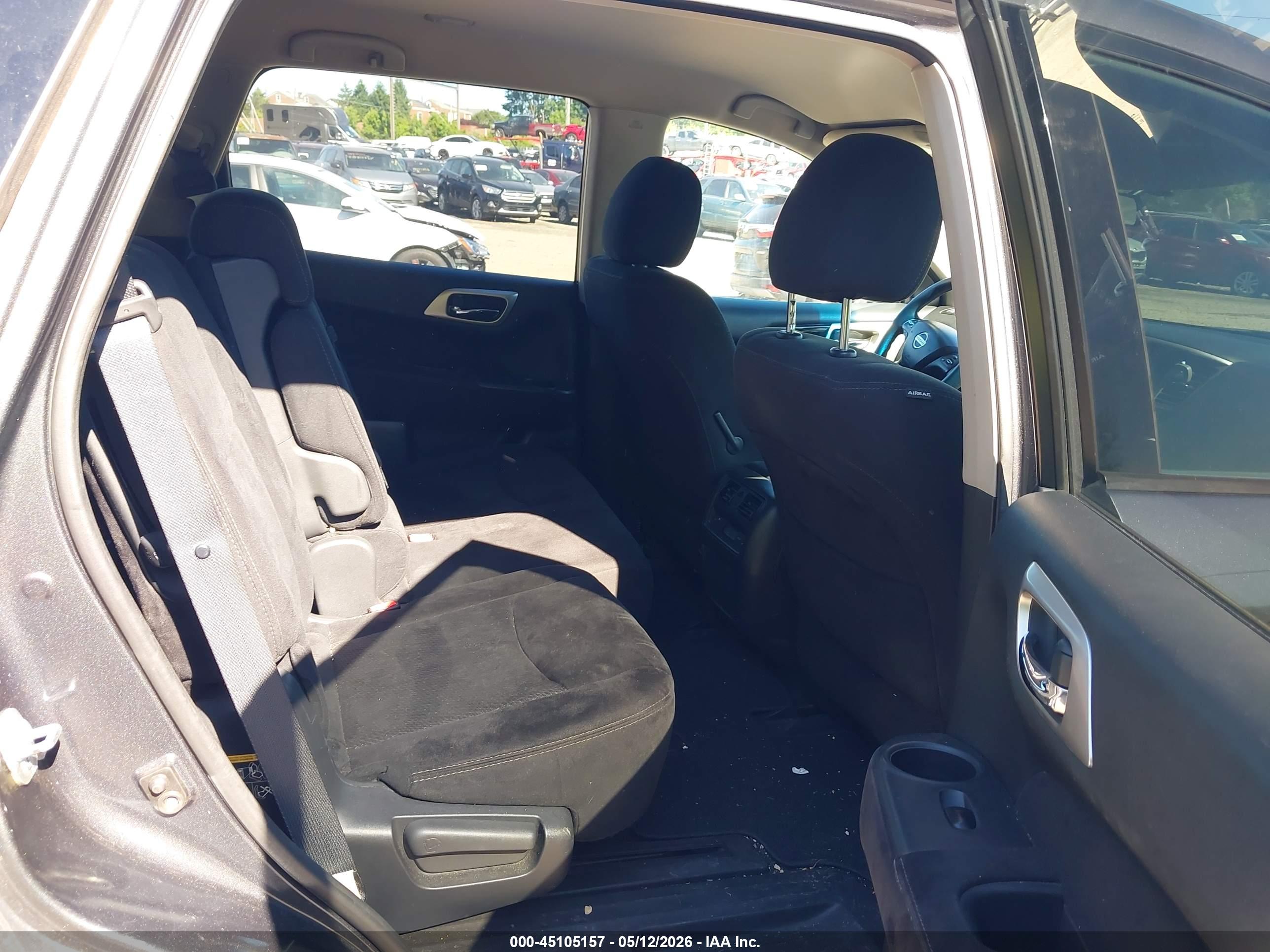 NISSAN PATHFINDER image 8
