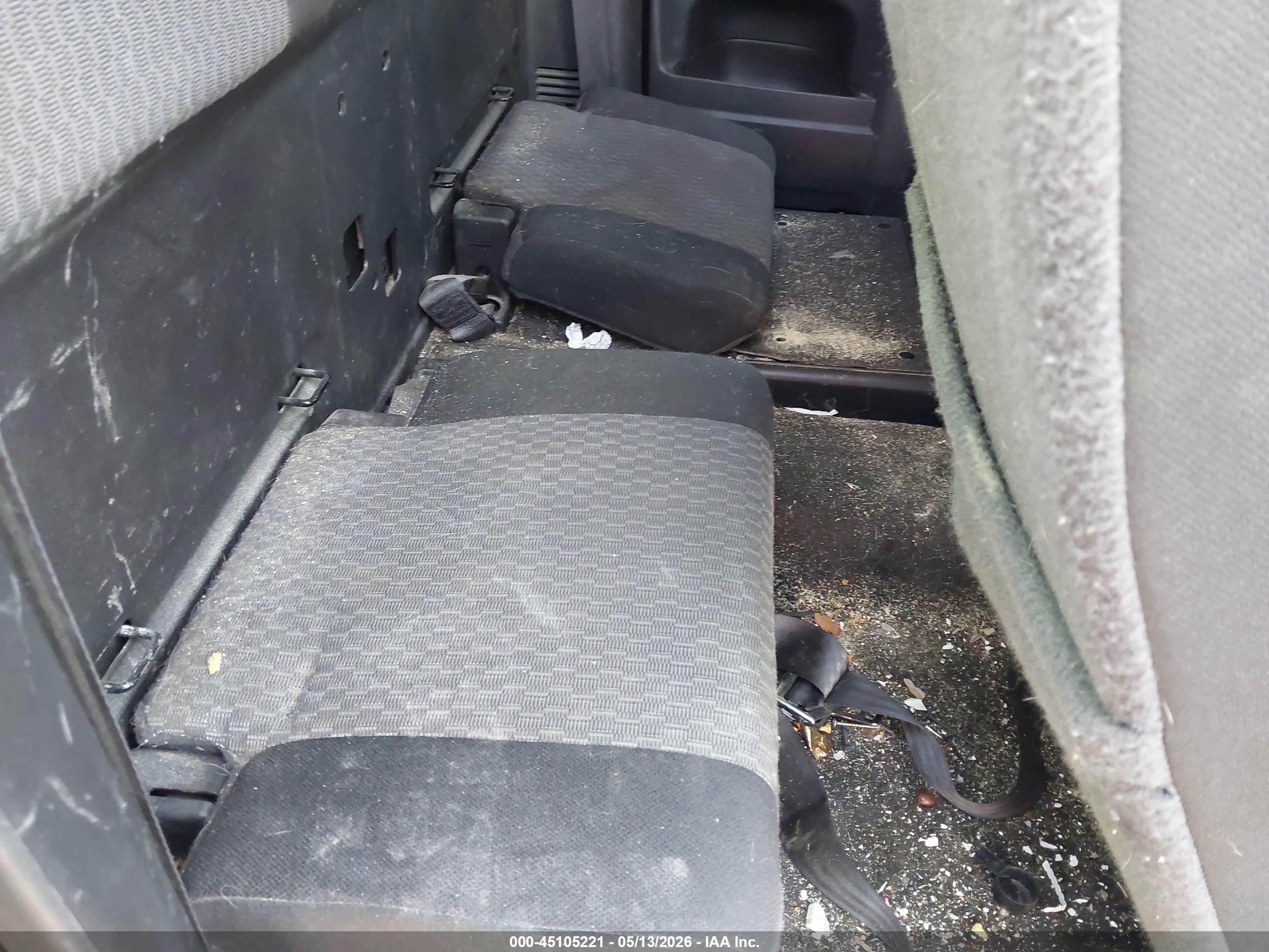 GMC CANYON image 8