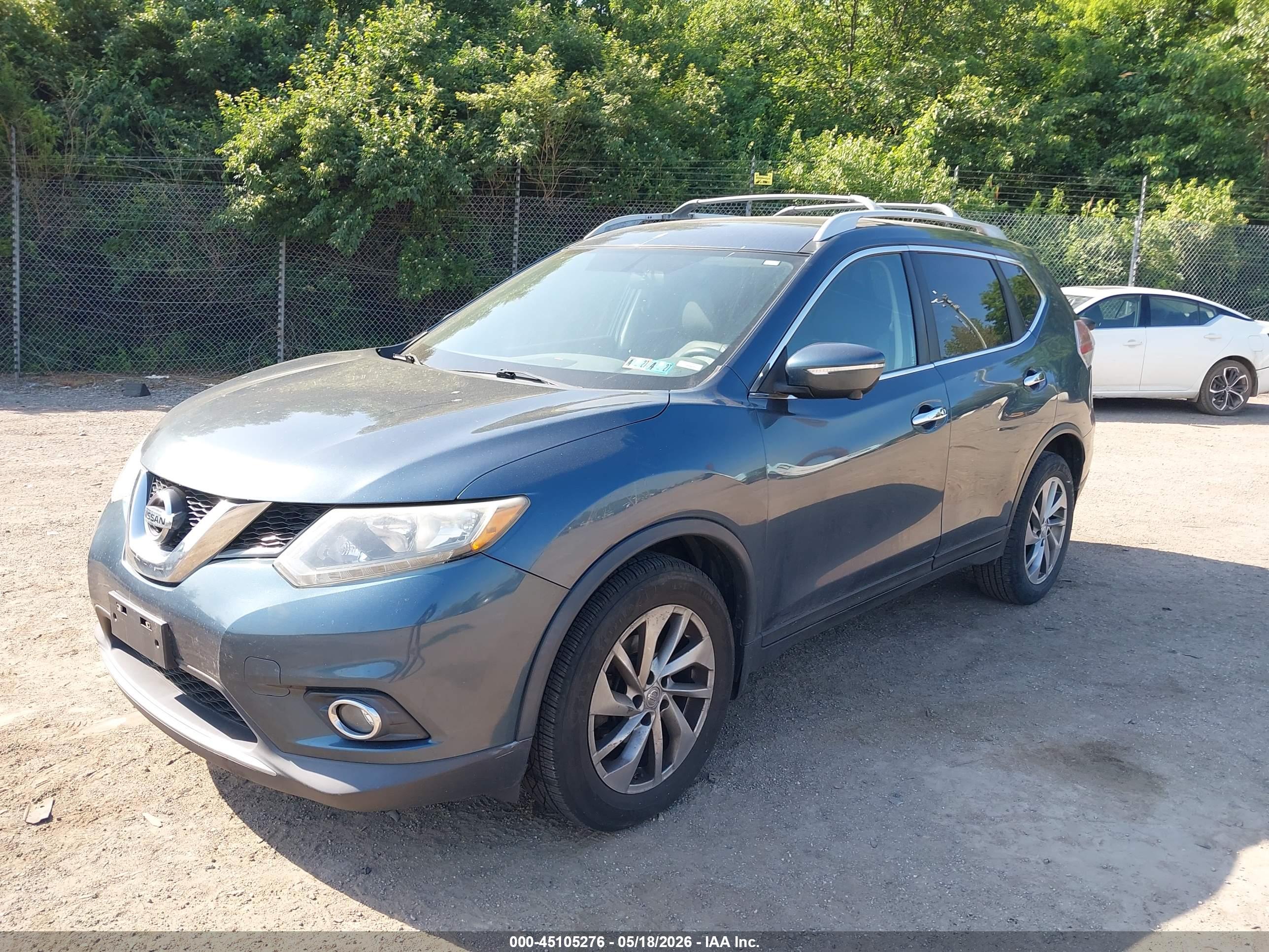 NISSAN ROGUE image 2