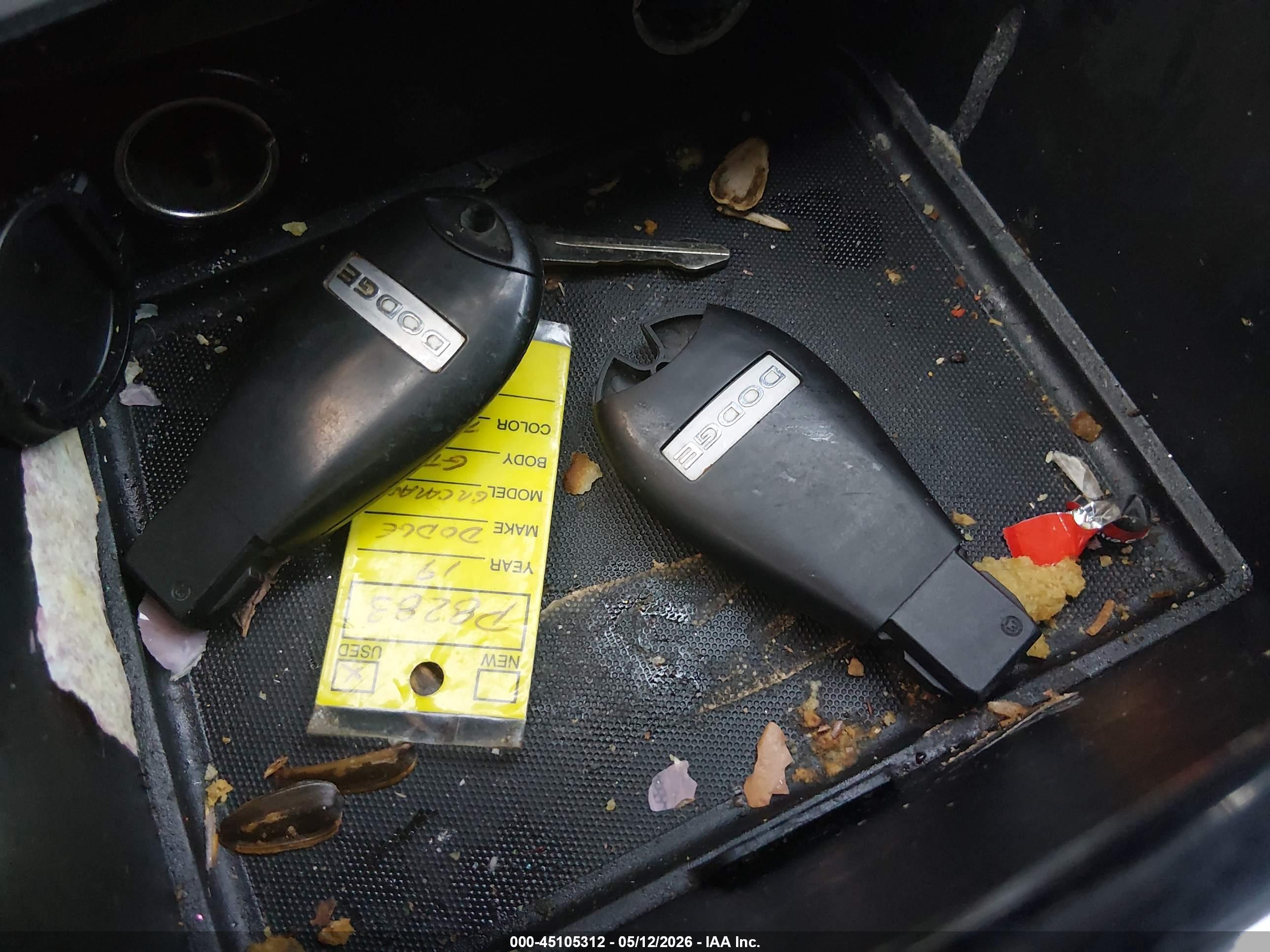 DODGE GRAND image 11