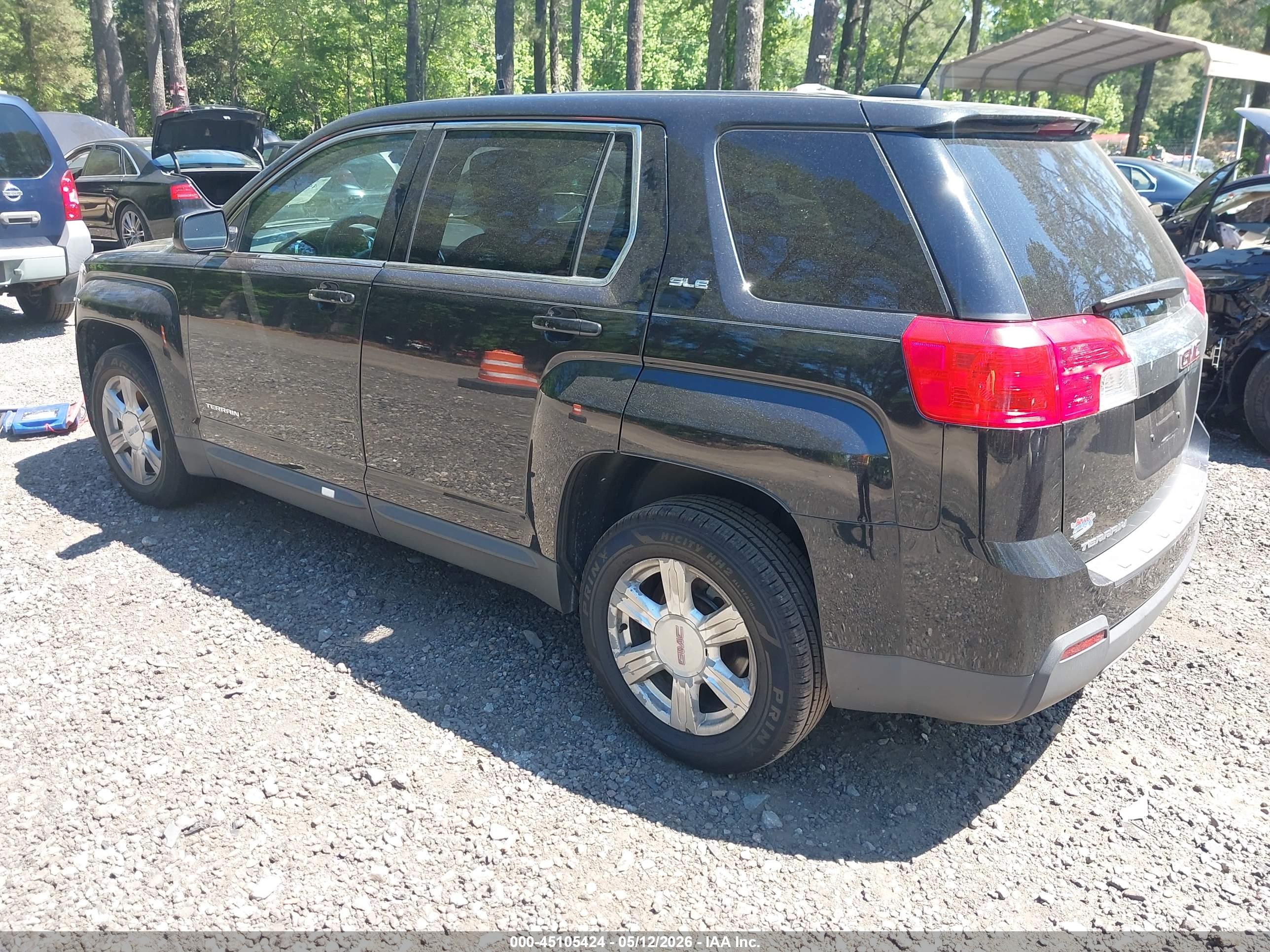 GMC TERRAIN image 3