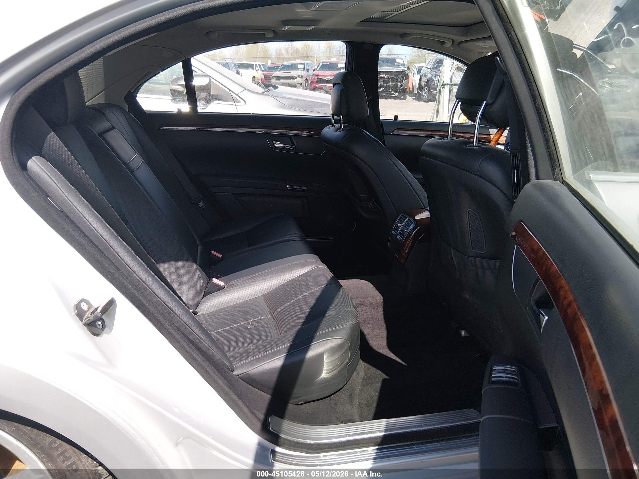 MERCEDES-BENZ S image 8