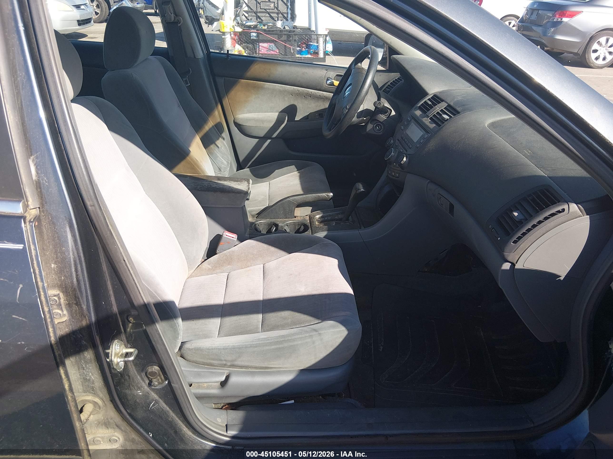 HONDA ACCORD image 5