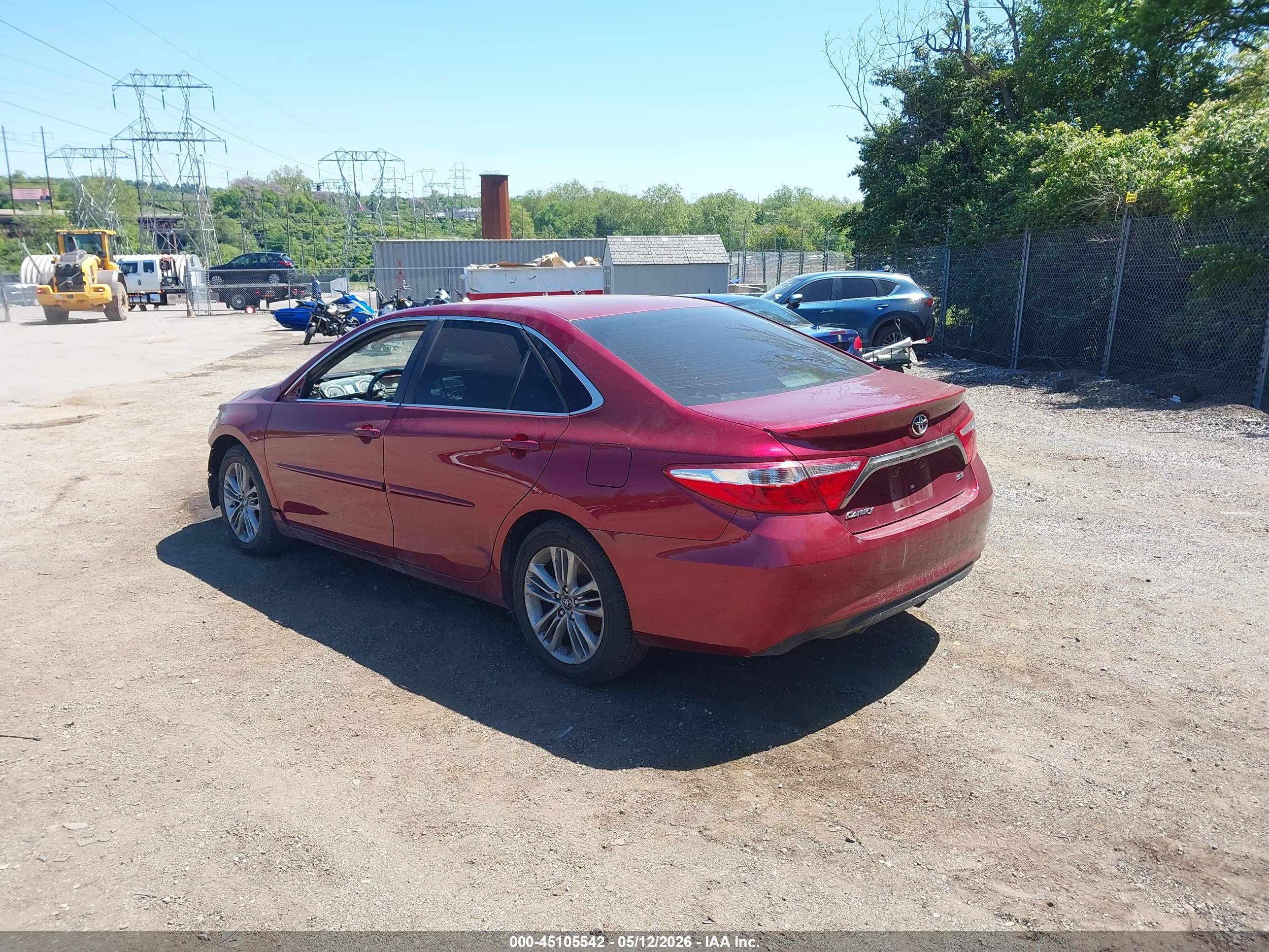 TOYOTA CAMRY image 3
