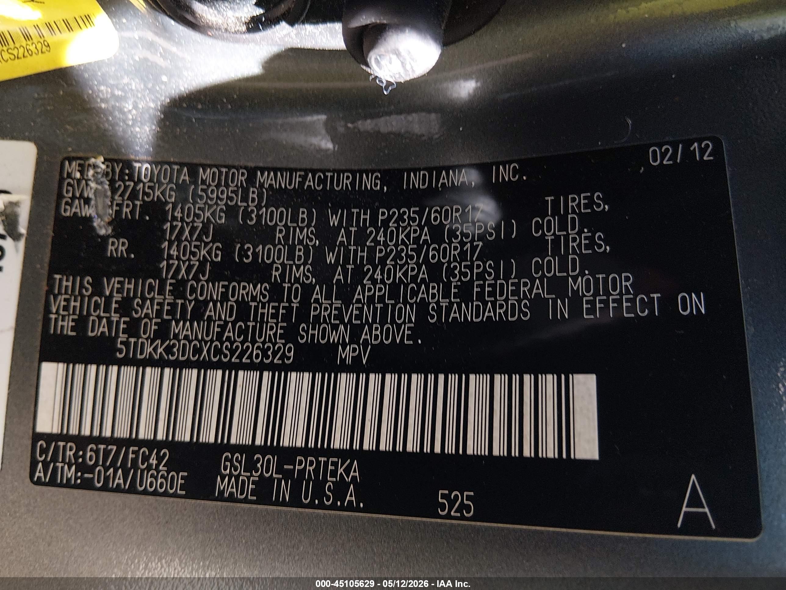 TOYOTA SIENNA image 9