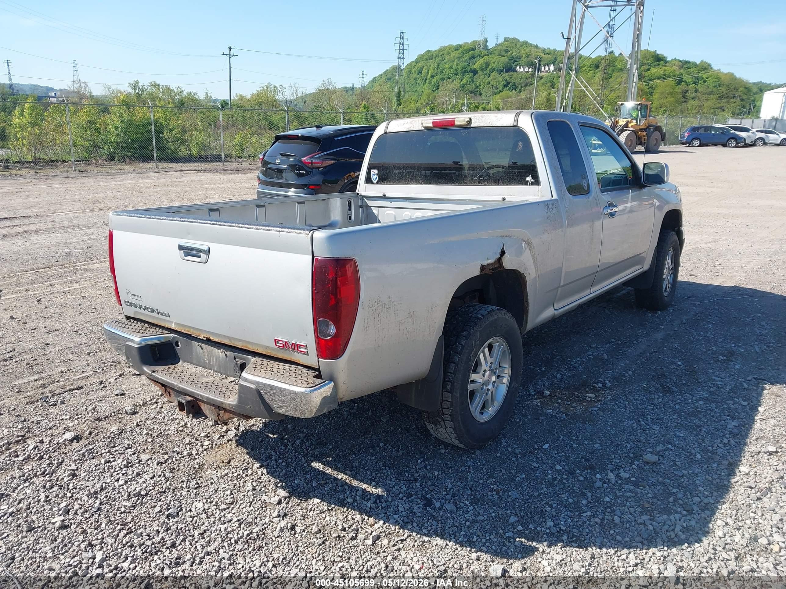 GMC CANYON image 4
