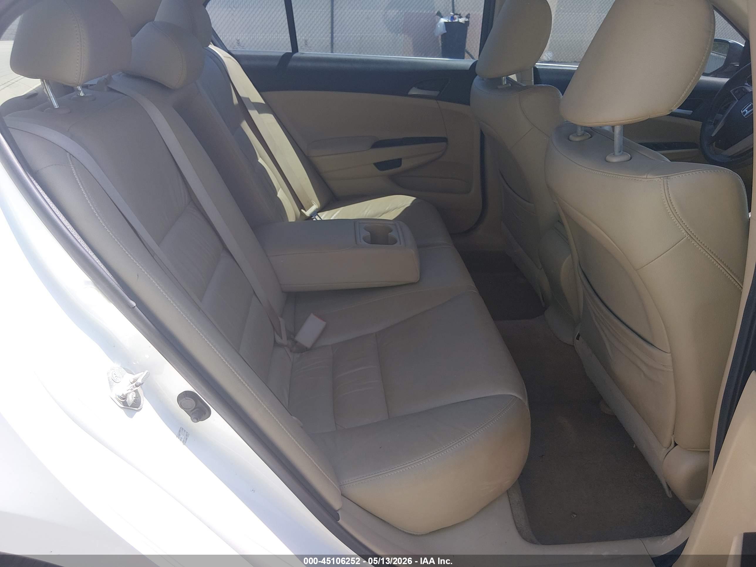 HONDA ACCORD image 8