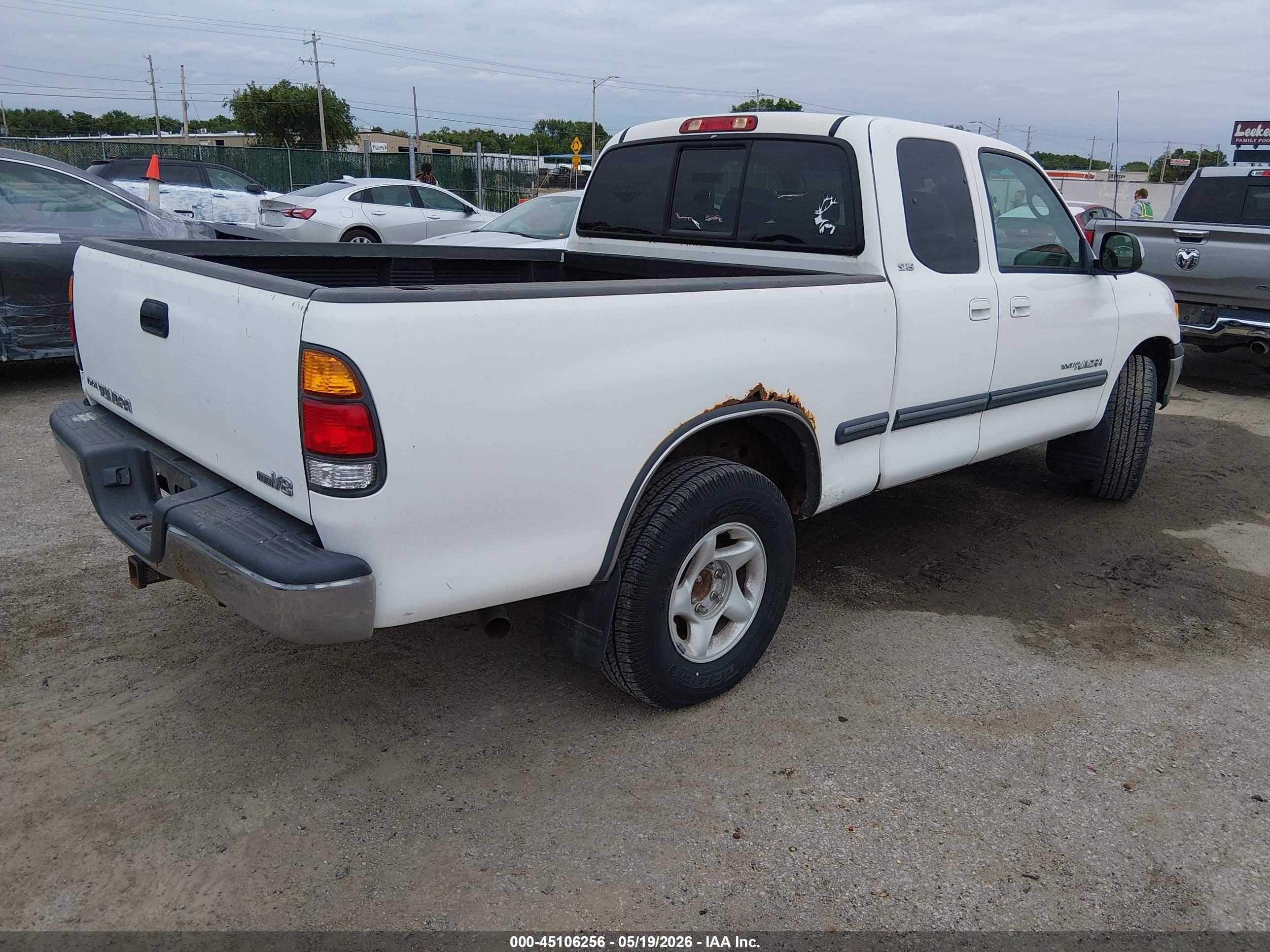 TOYOTA TUNDRA image 4