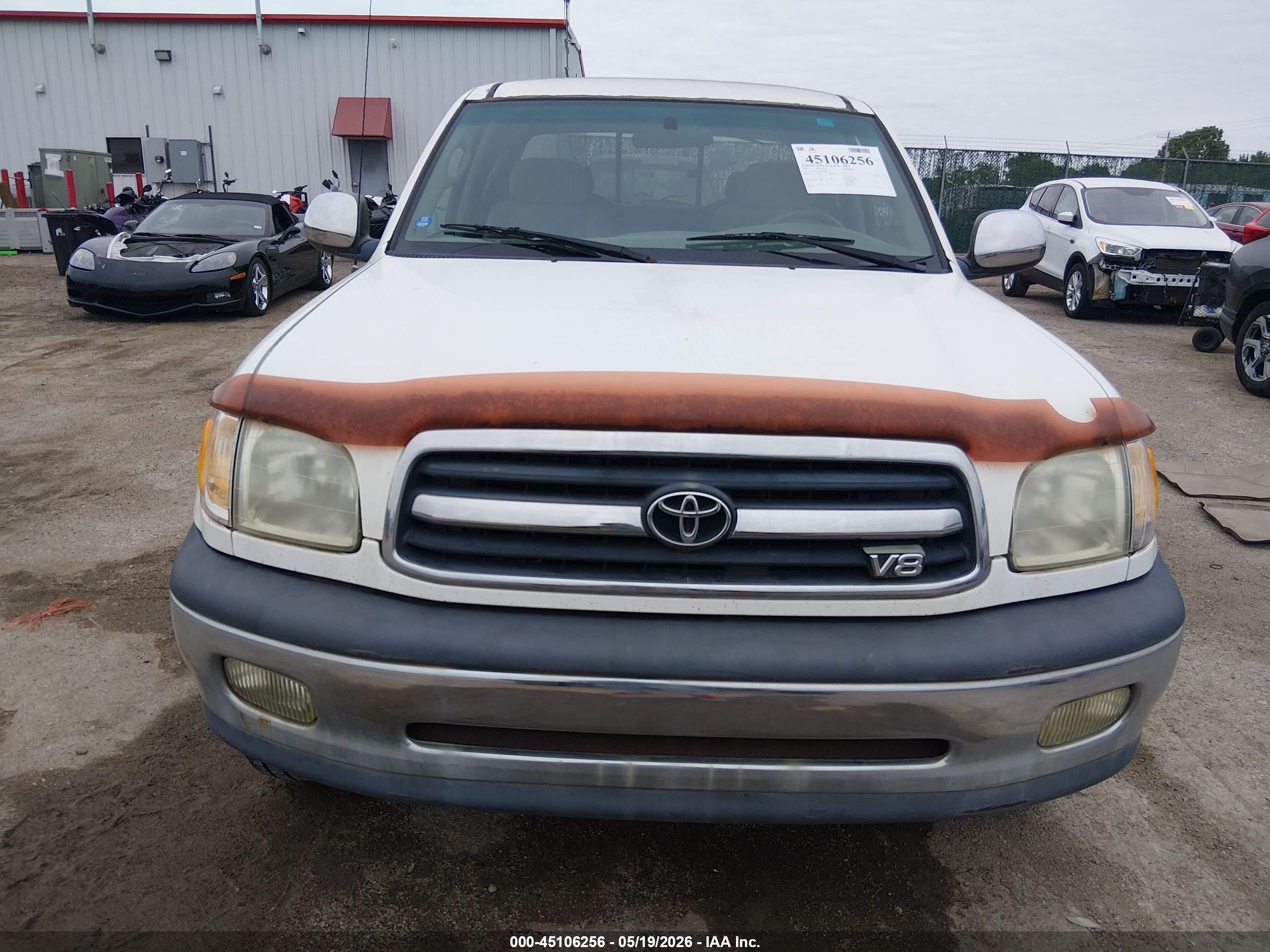 TOYOTA TUNDRA image 6