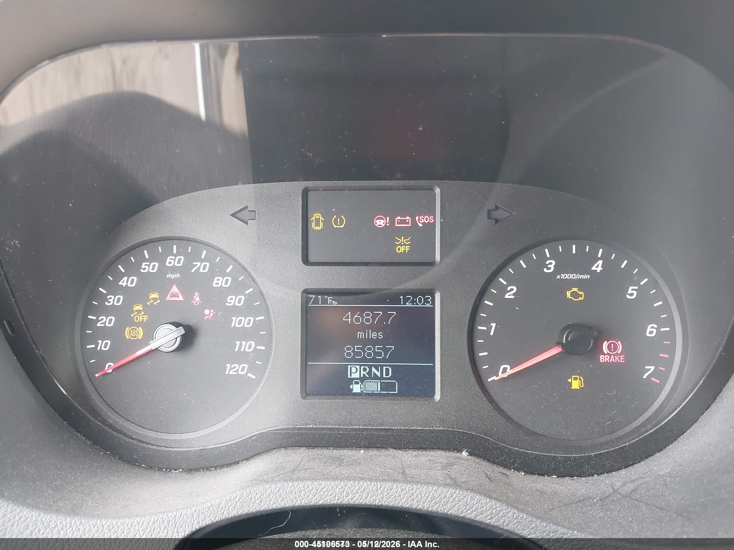 MERCEDES-BENZ SPRINTER image 7