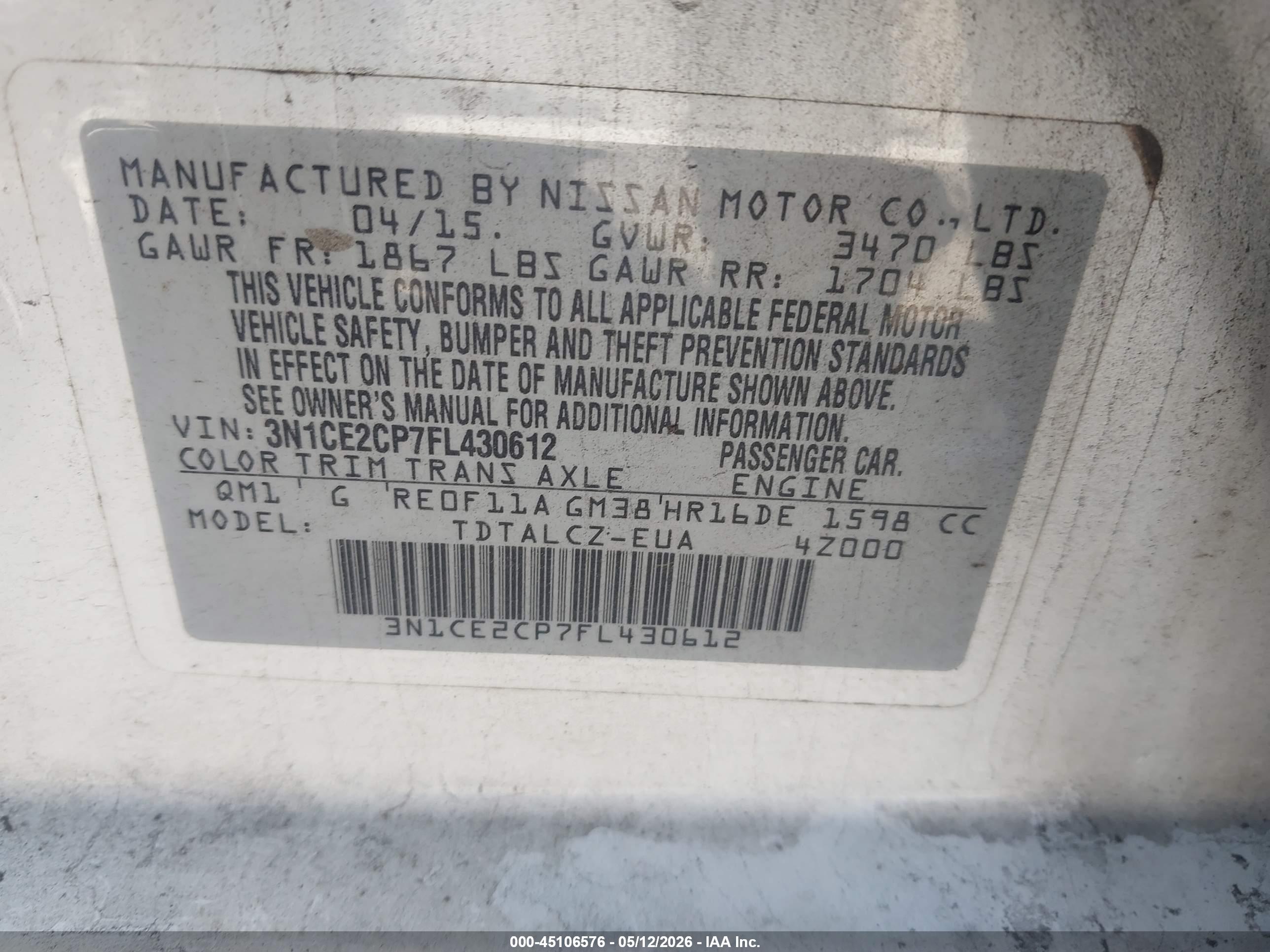 NISSAN VERSA image 9
