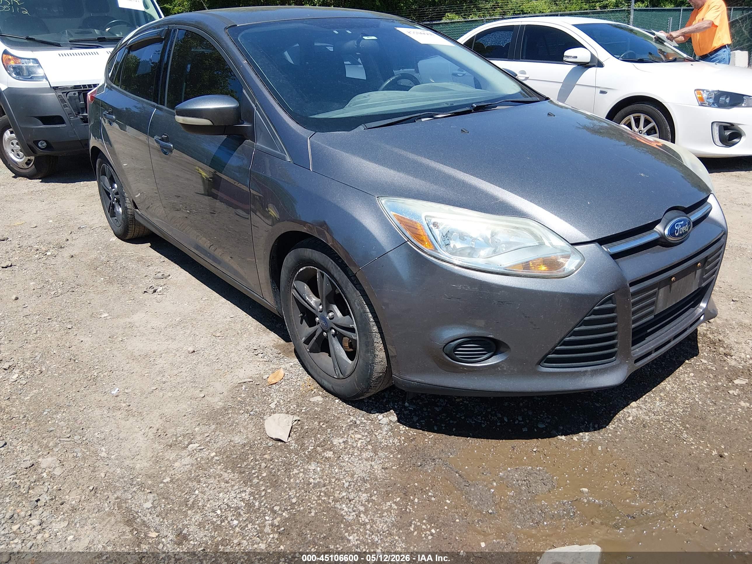 FORD FOCUS image 6