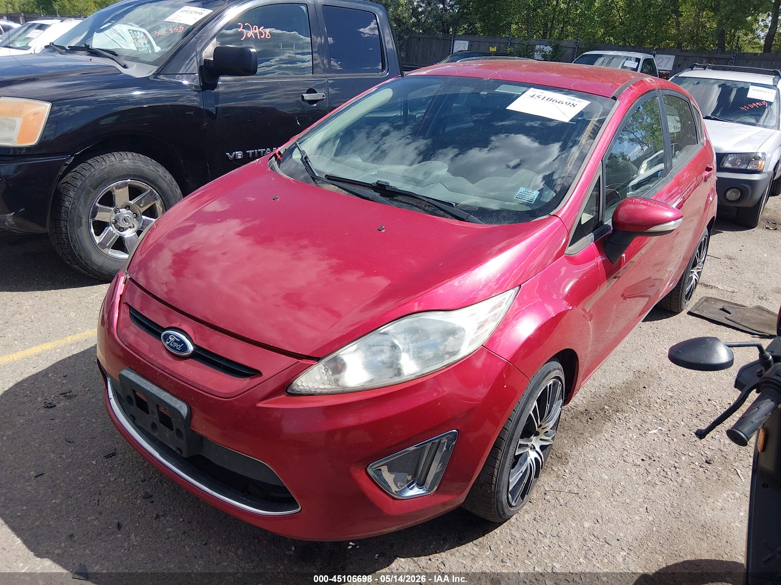 FORD FIESTA image 2
