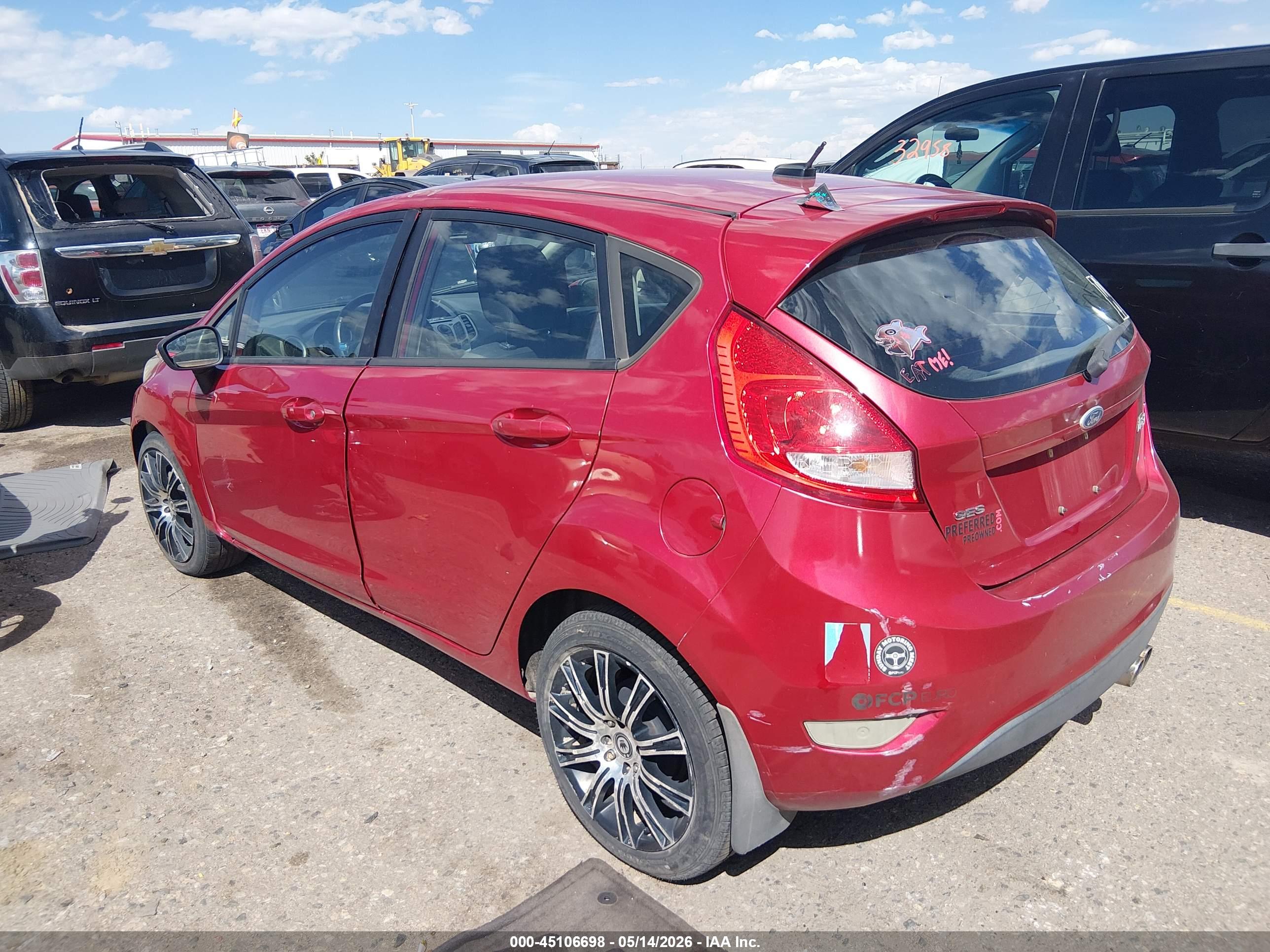 FORD FIESTA image 3