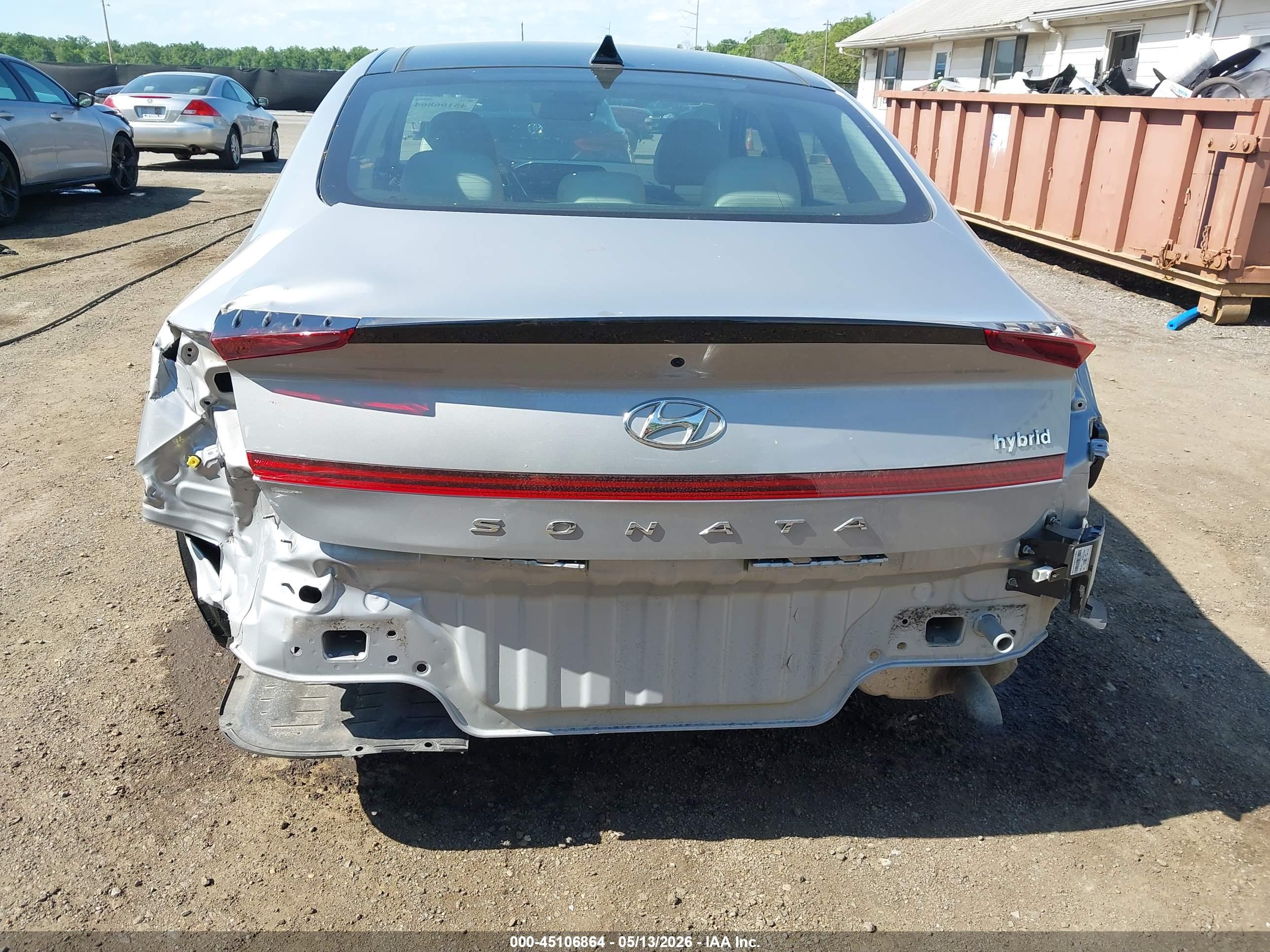 HYUNDAI SONATA image 6