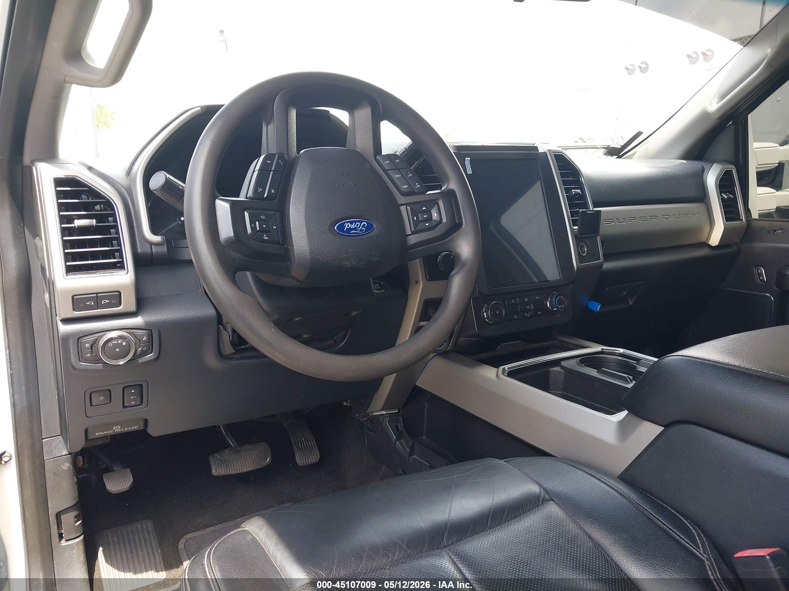 FORD F-550 image 7