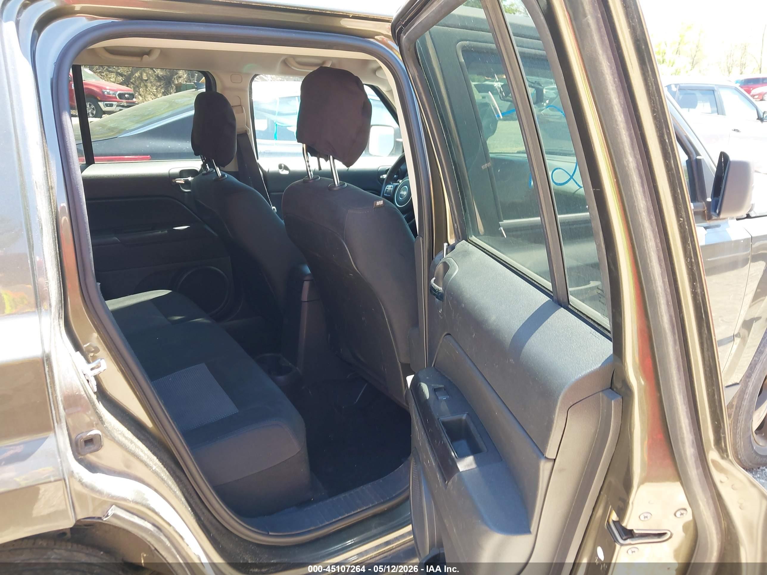 JEEP PATRIOT image 8