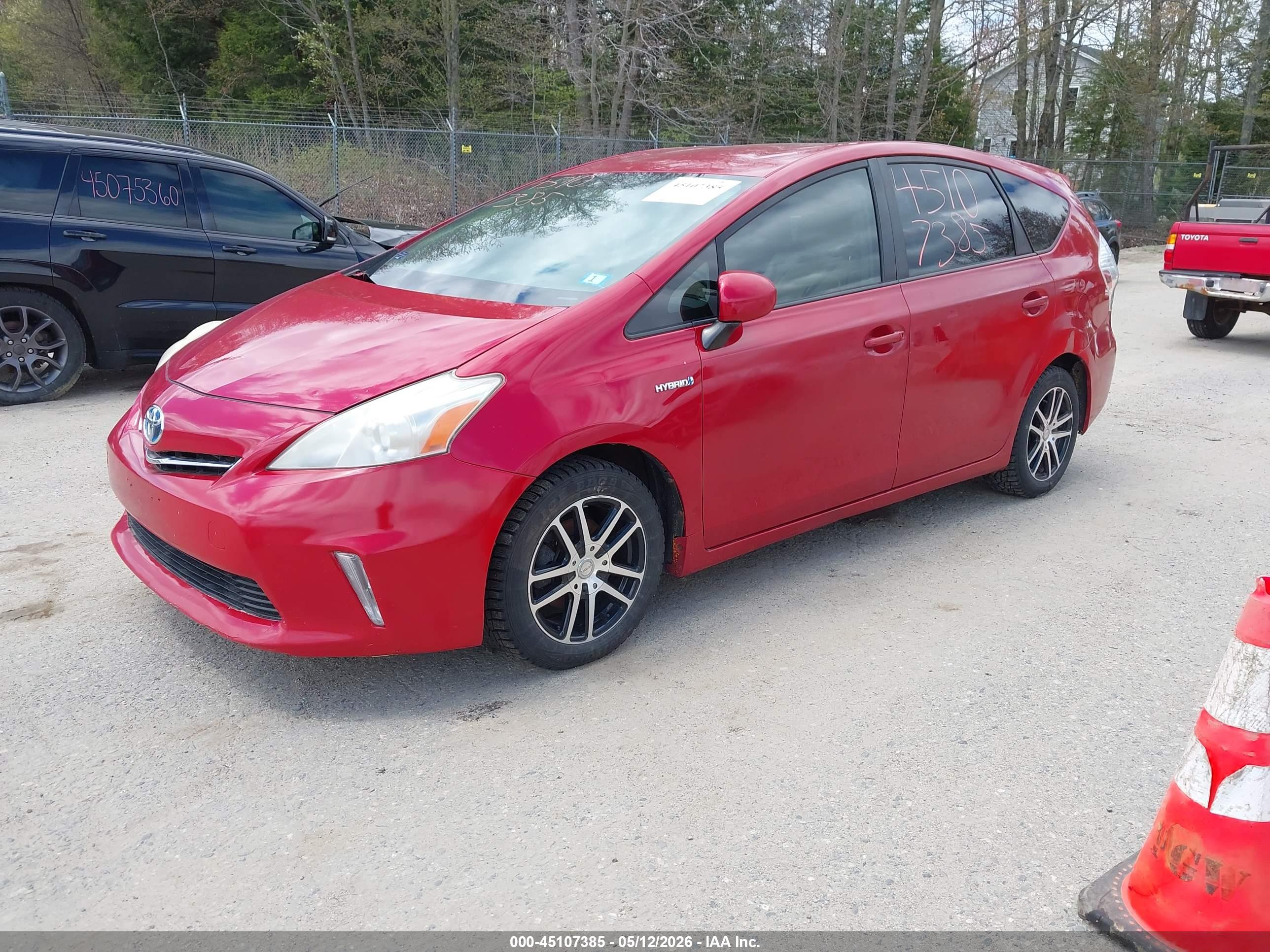 TOYOTA PRIUS image 2