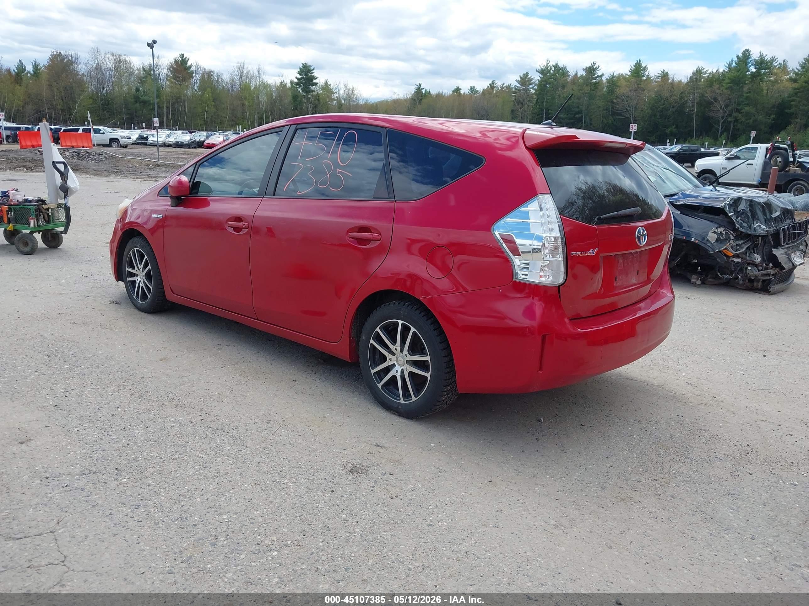 TOYOTA PRIUS image 3