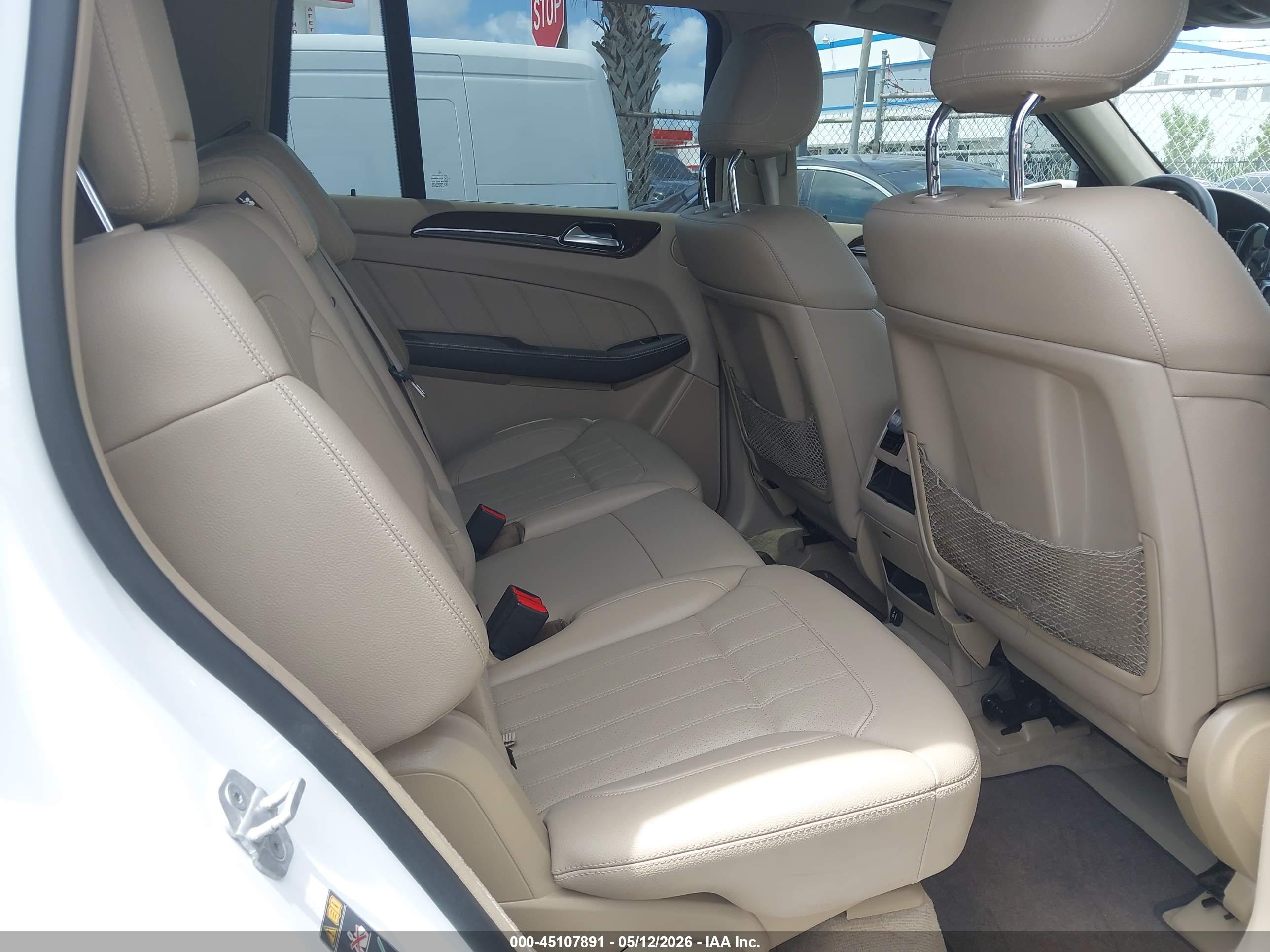 MERCEDES-BENZ GL image 8