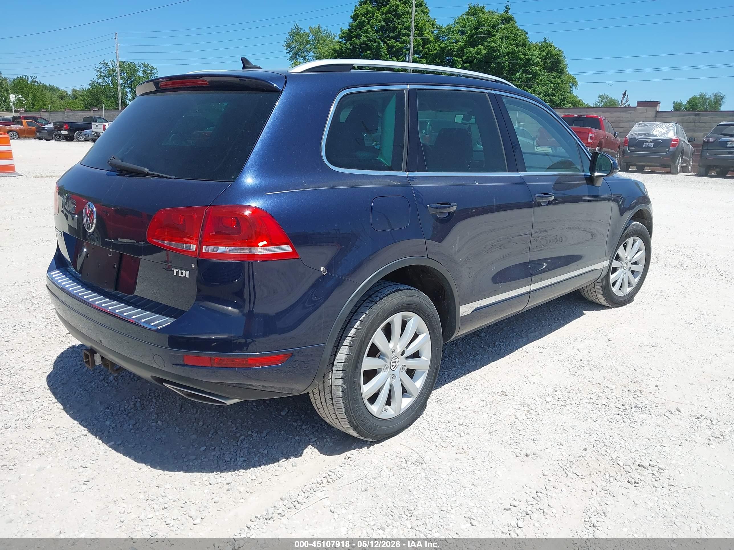 VOLKSWAGEN TOUAREG image 4
