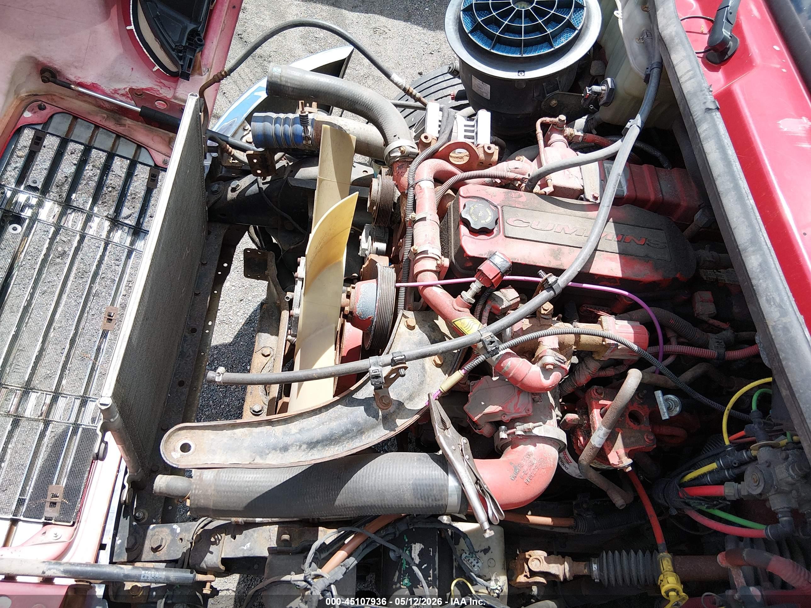 FREIGHTLINER M2 image 10