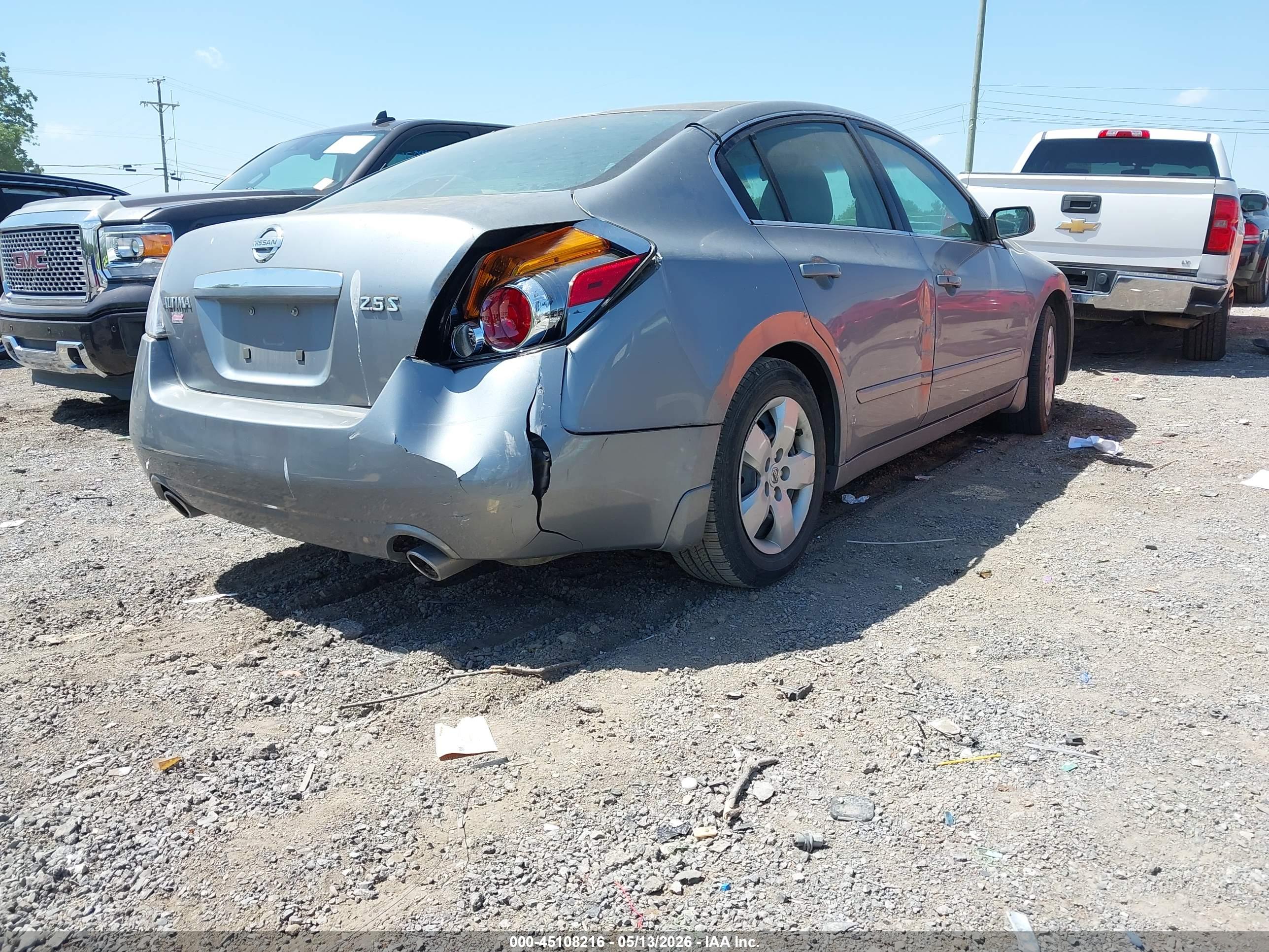 NISSAN ALTIMA image 6