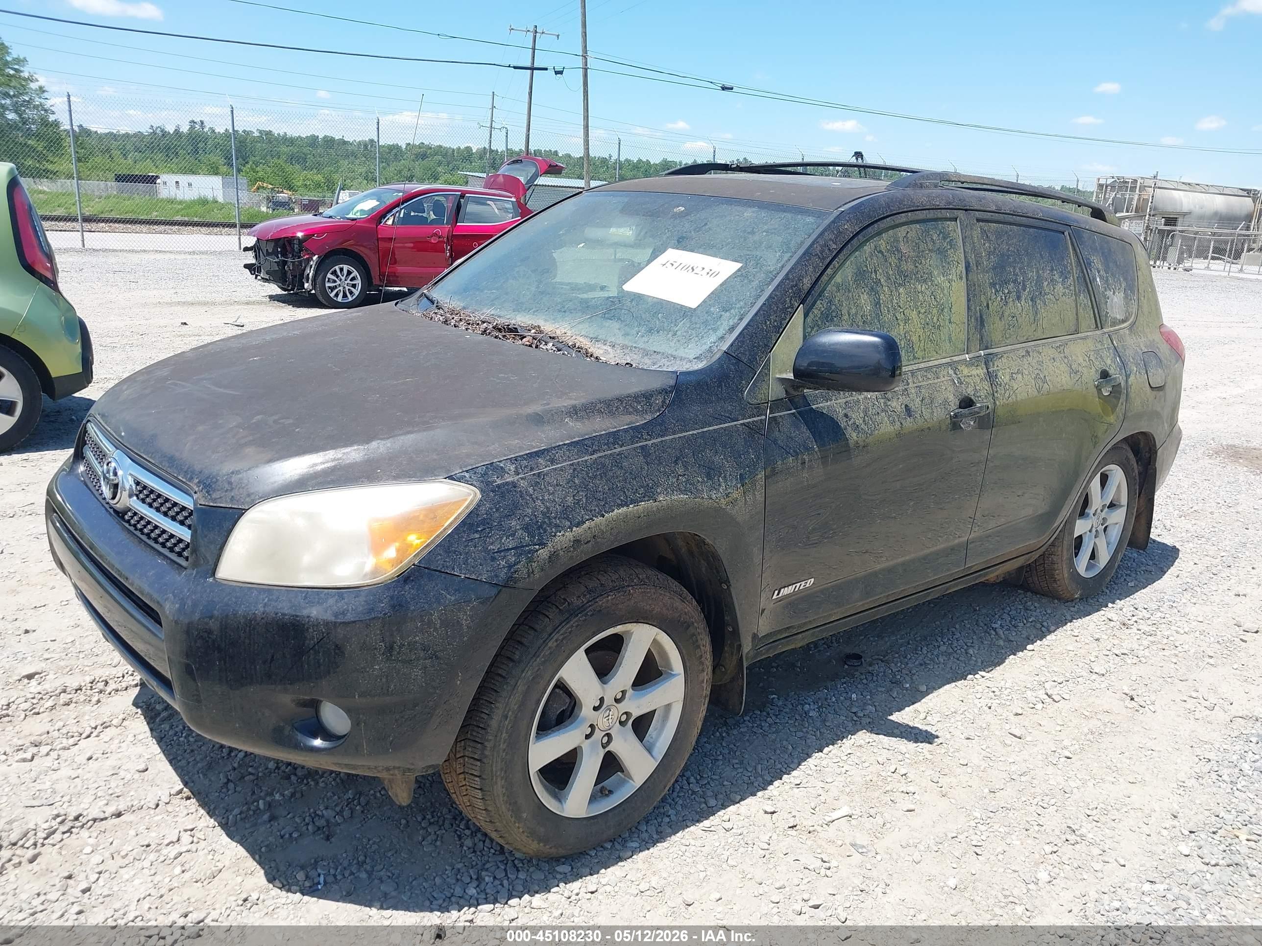 TOYOTA RAV4 image 6