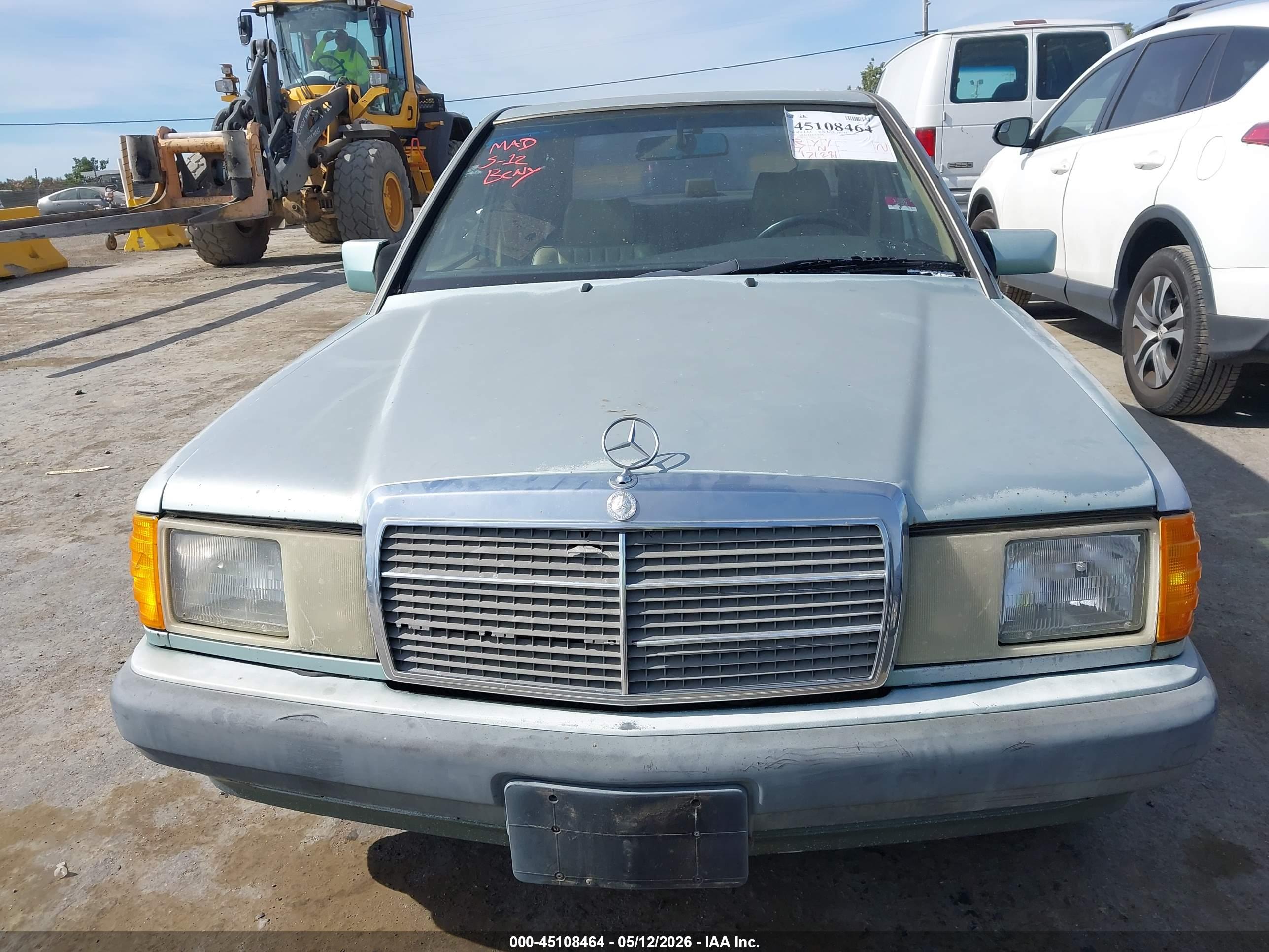 MERCEDES-BENZ 190 image 6