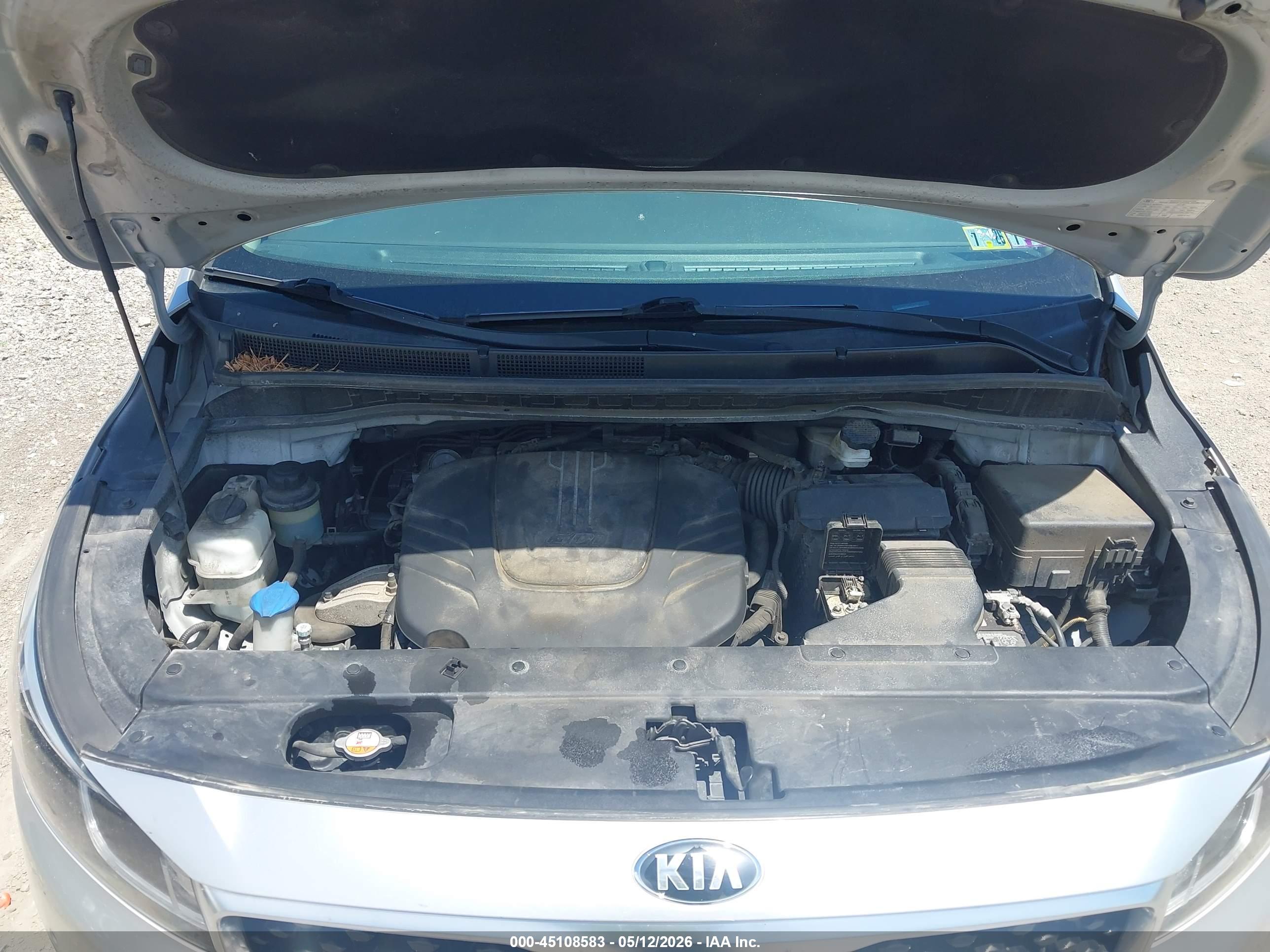 KIA SEDONA image 10