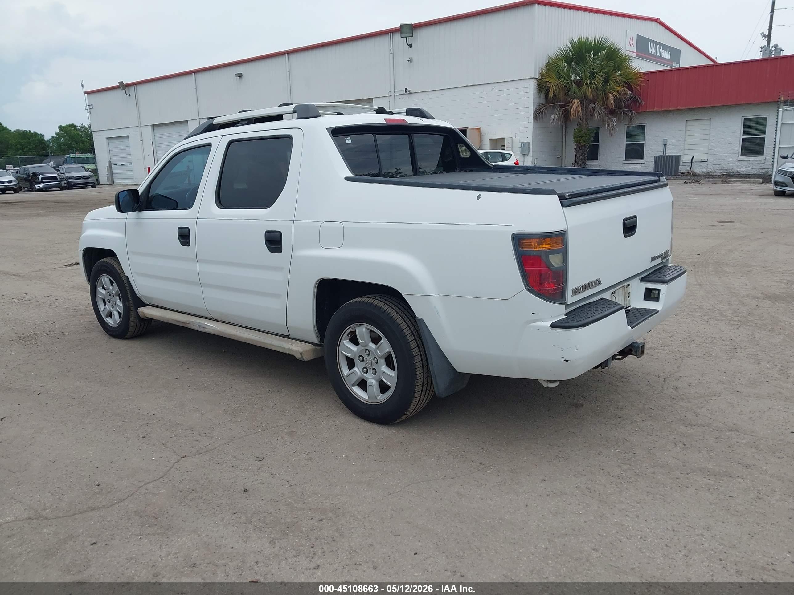 HONDA RIDGELINE image 3