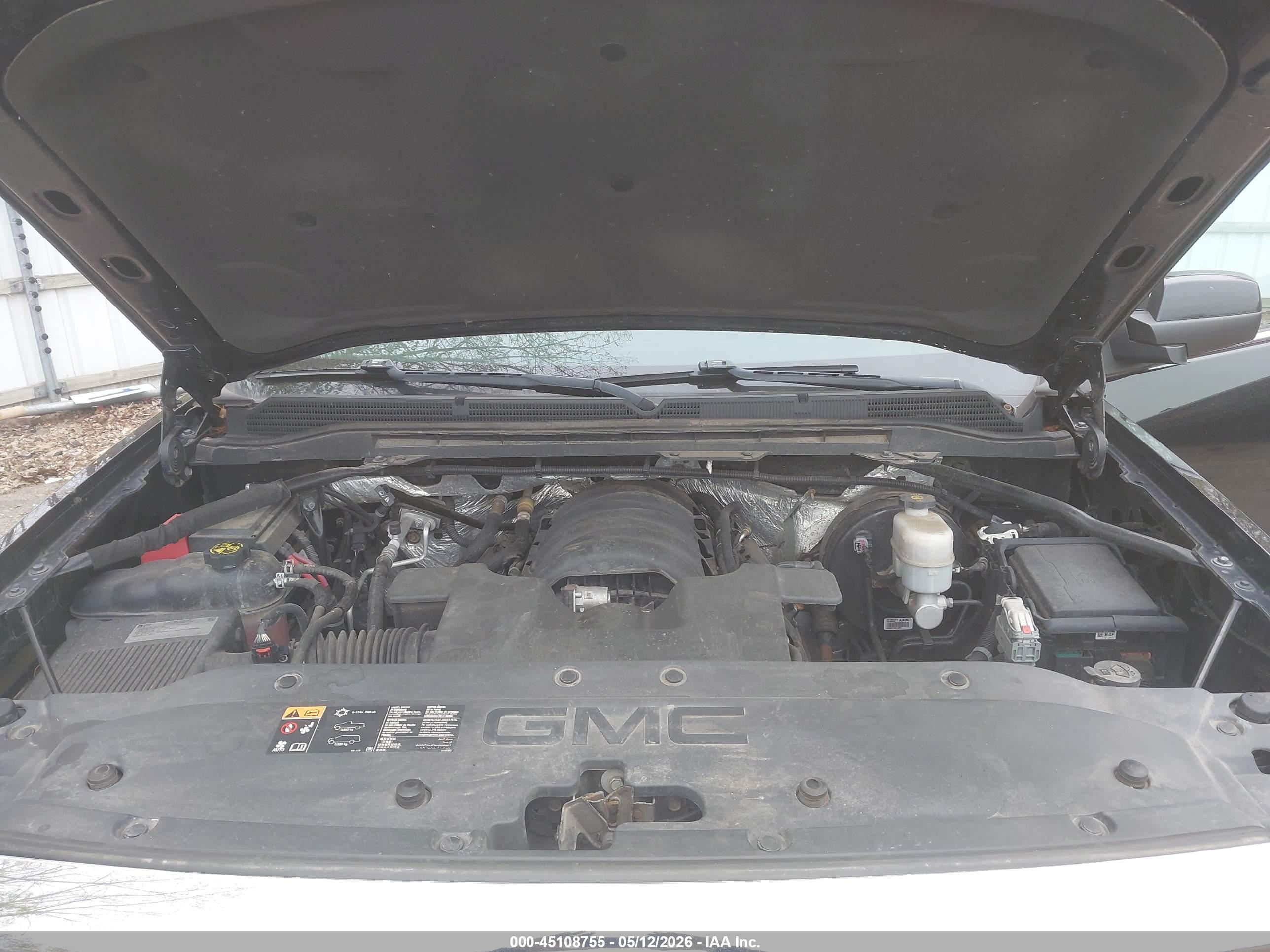 GMC SIERRA image 10