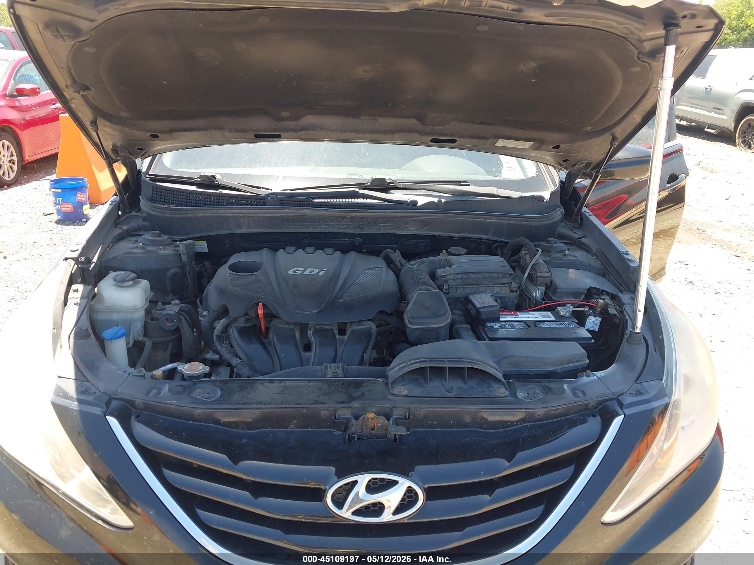 HYUNDAI SONATA image 10