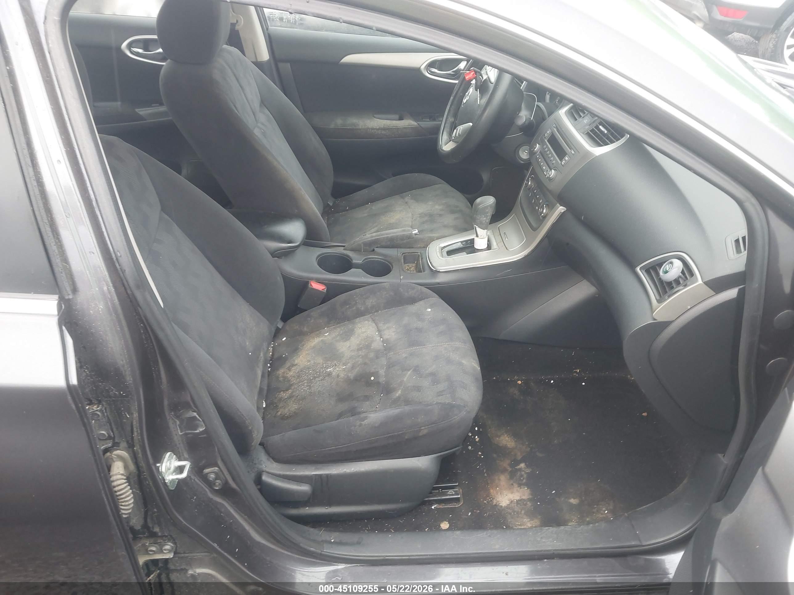 NISSAN SENTRA image 5