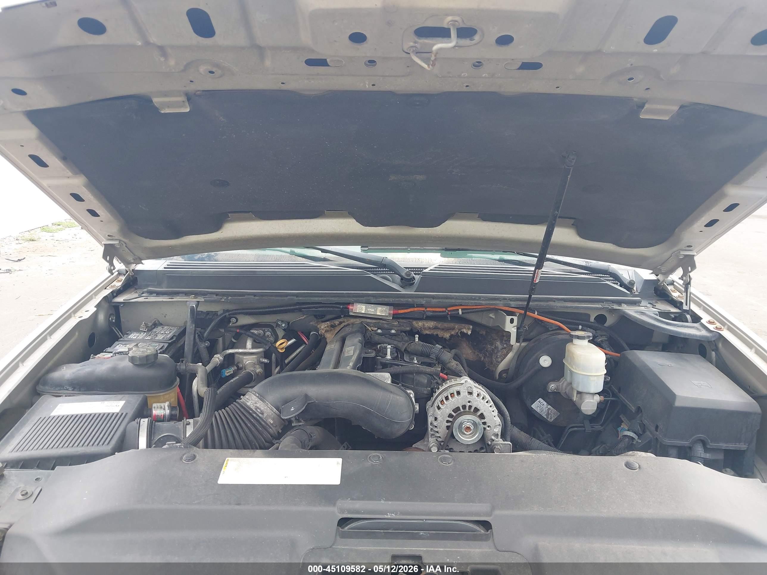 CADILLAC ESCALADE image 10