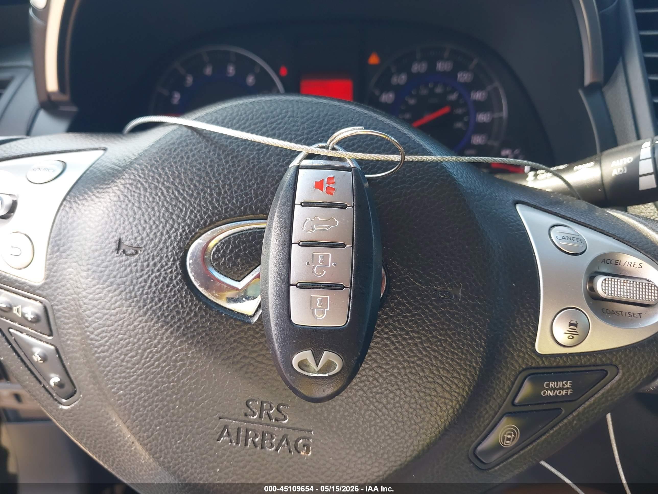INFINITI FX35 image 11
